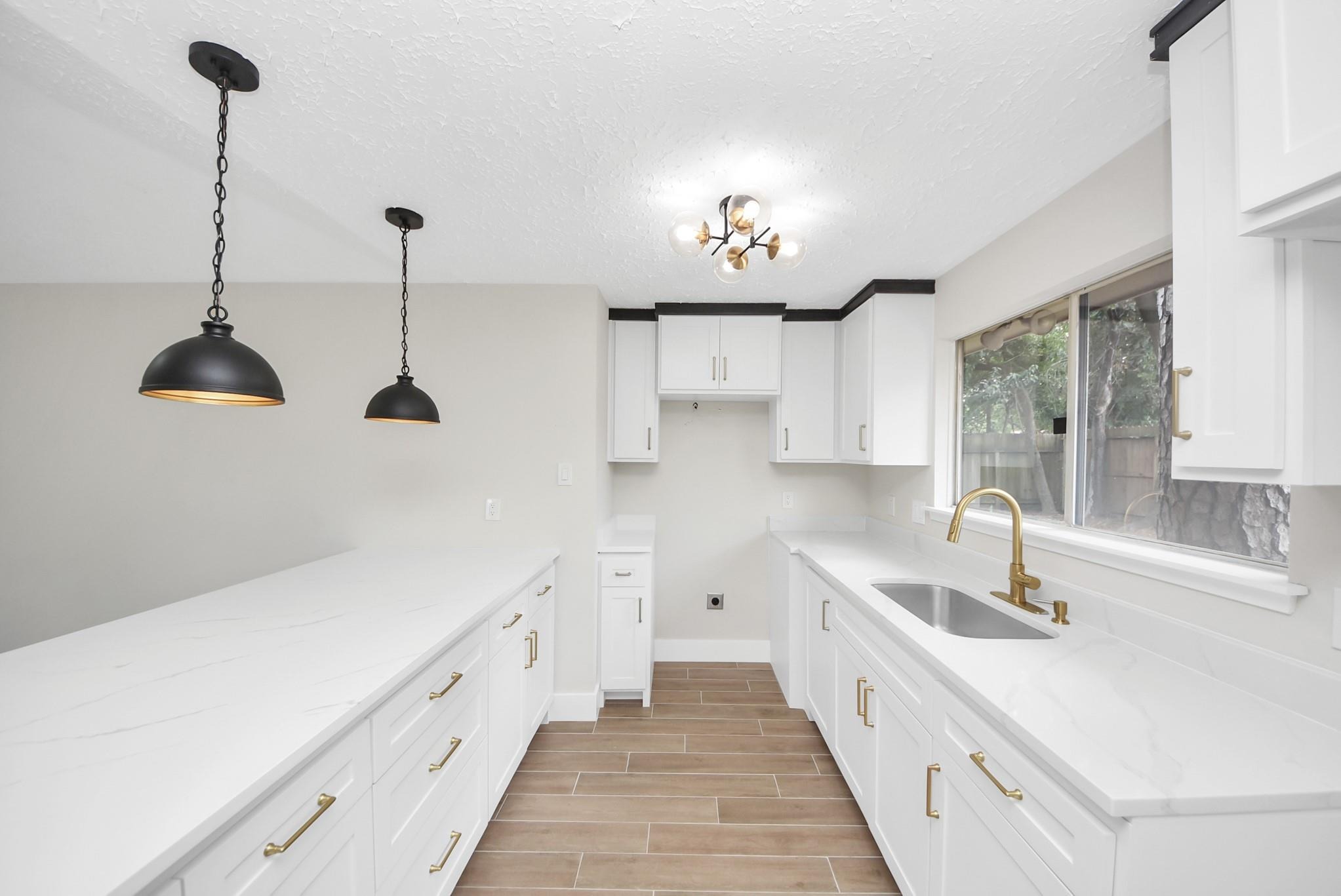 Whispering Rock Ln, Spring, TX 77388 #1