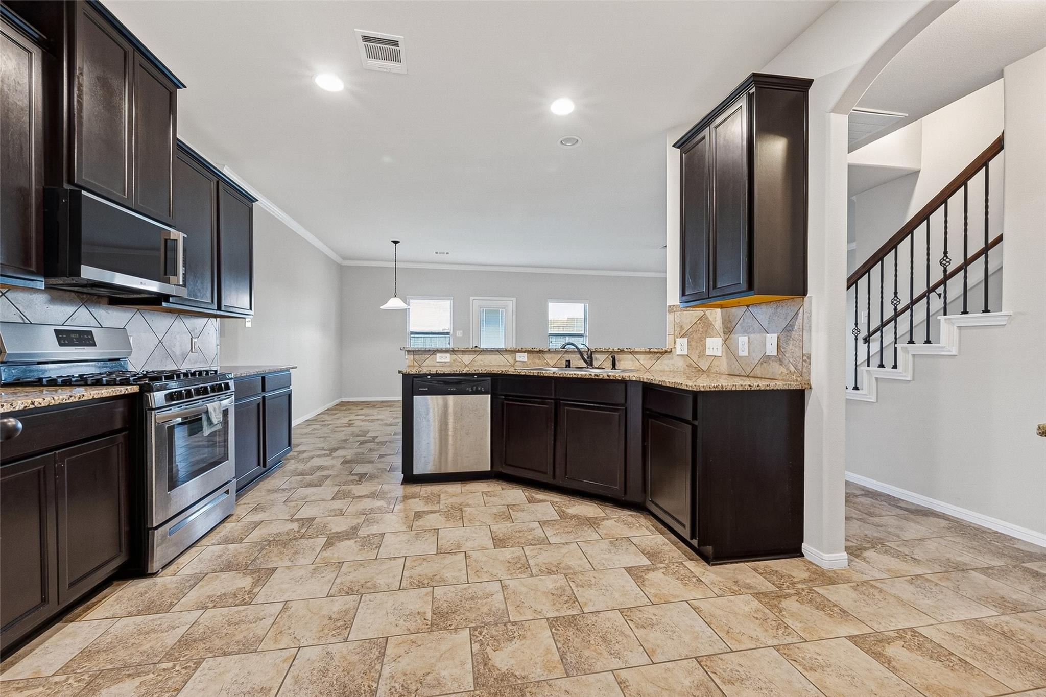 Casa Batillo Dr, Katy, TX 77449 #1