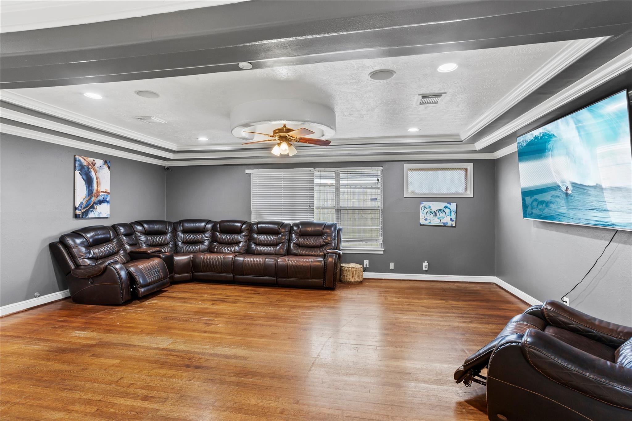 Glen Valley Dr, Houston, TX 77061 #1