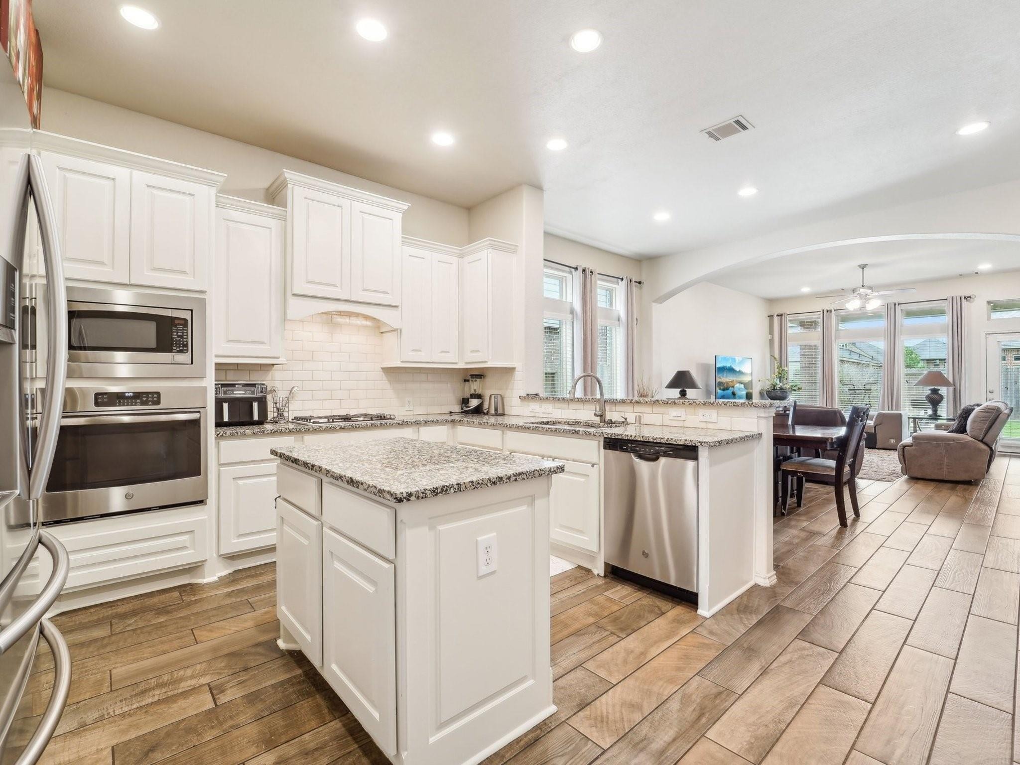 Brooks Valley Dr, Fulshear, TX 77441
