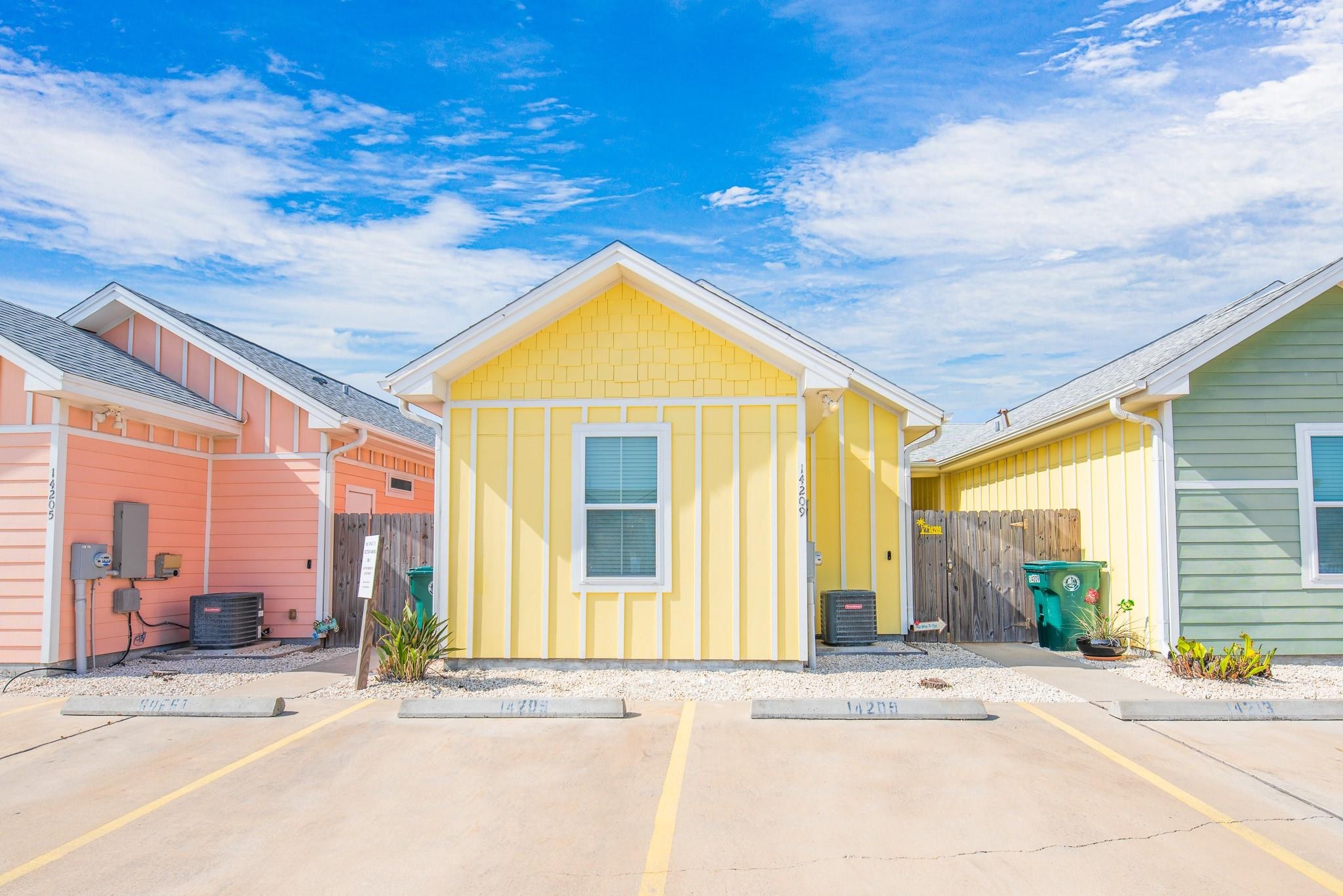 Anegada Dr, Corpus Christi, TX 78418