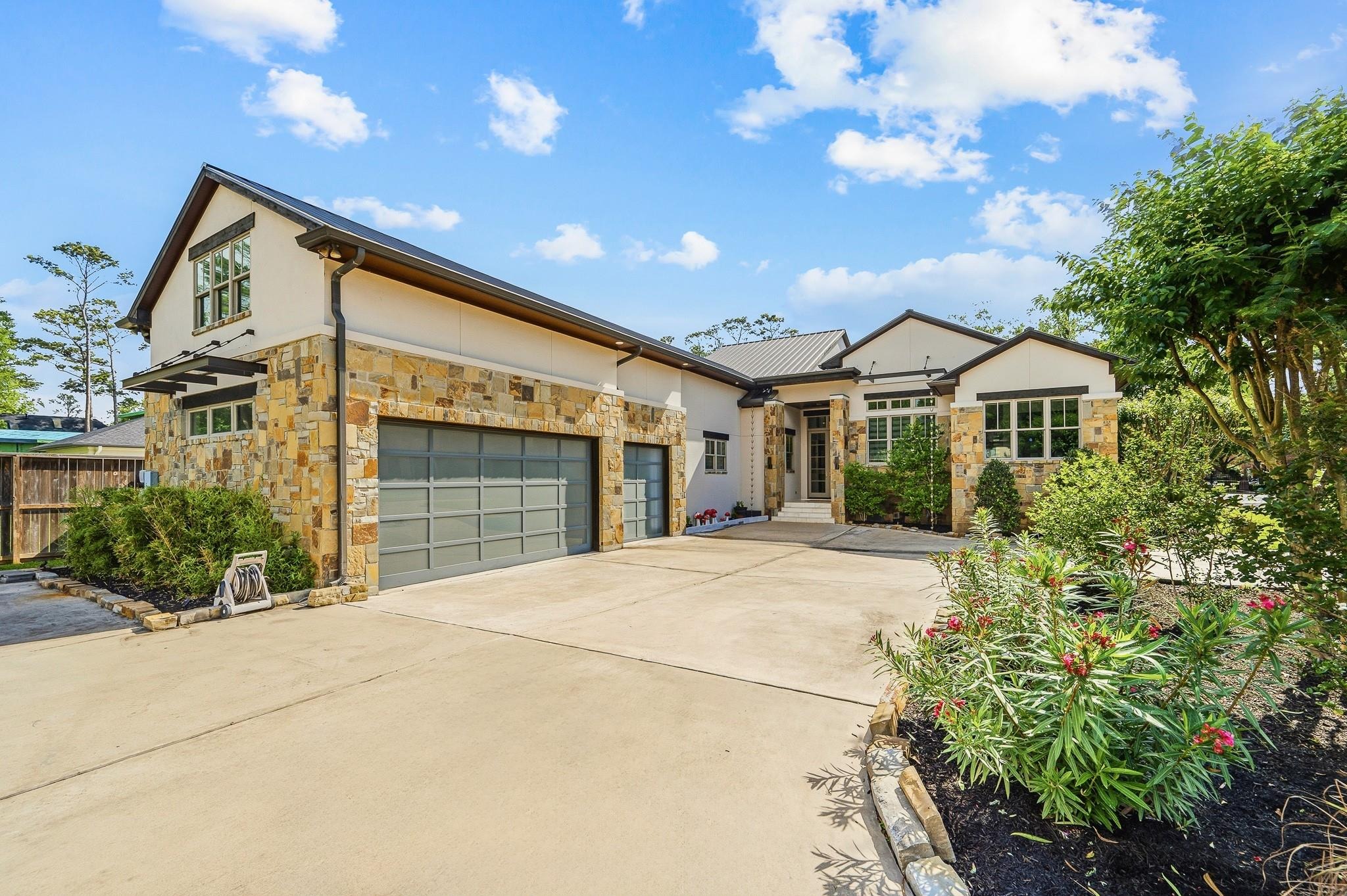 Shady Ln, Houston, TX 77063