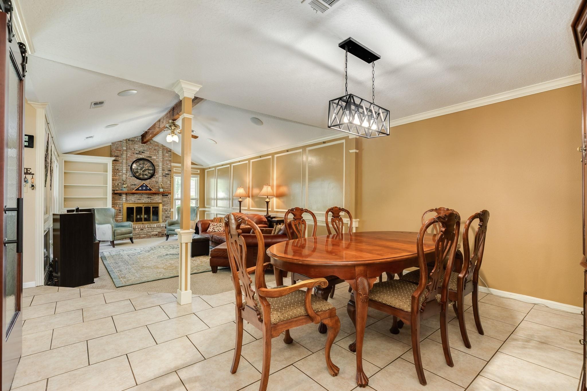 Royal Oak Cir, Lake Jackson, TX 77566 #1