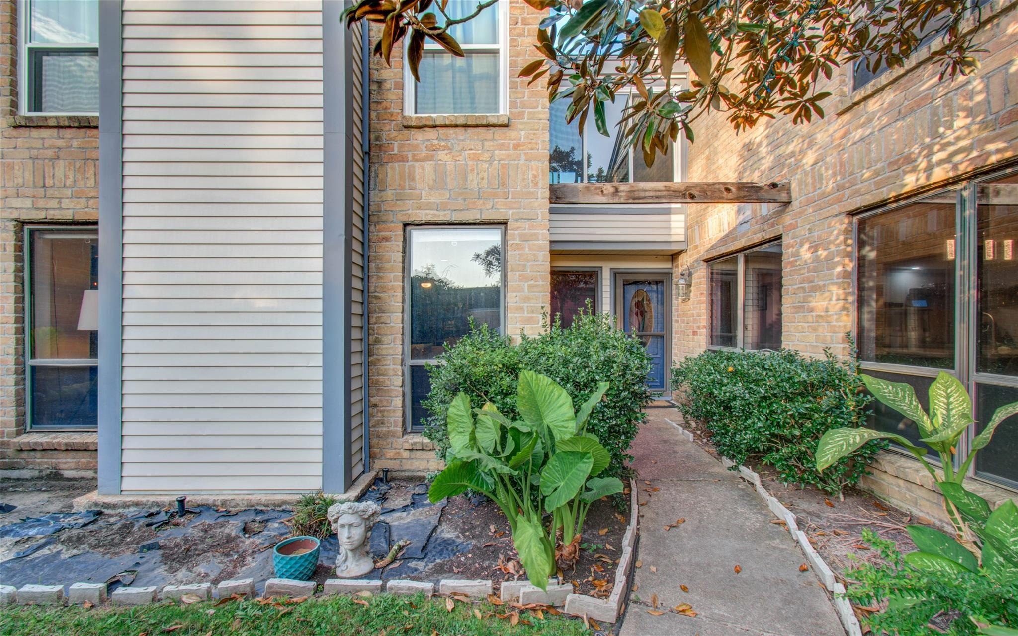 Fernwood Way, Houston, TX 77058 #1