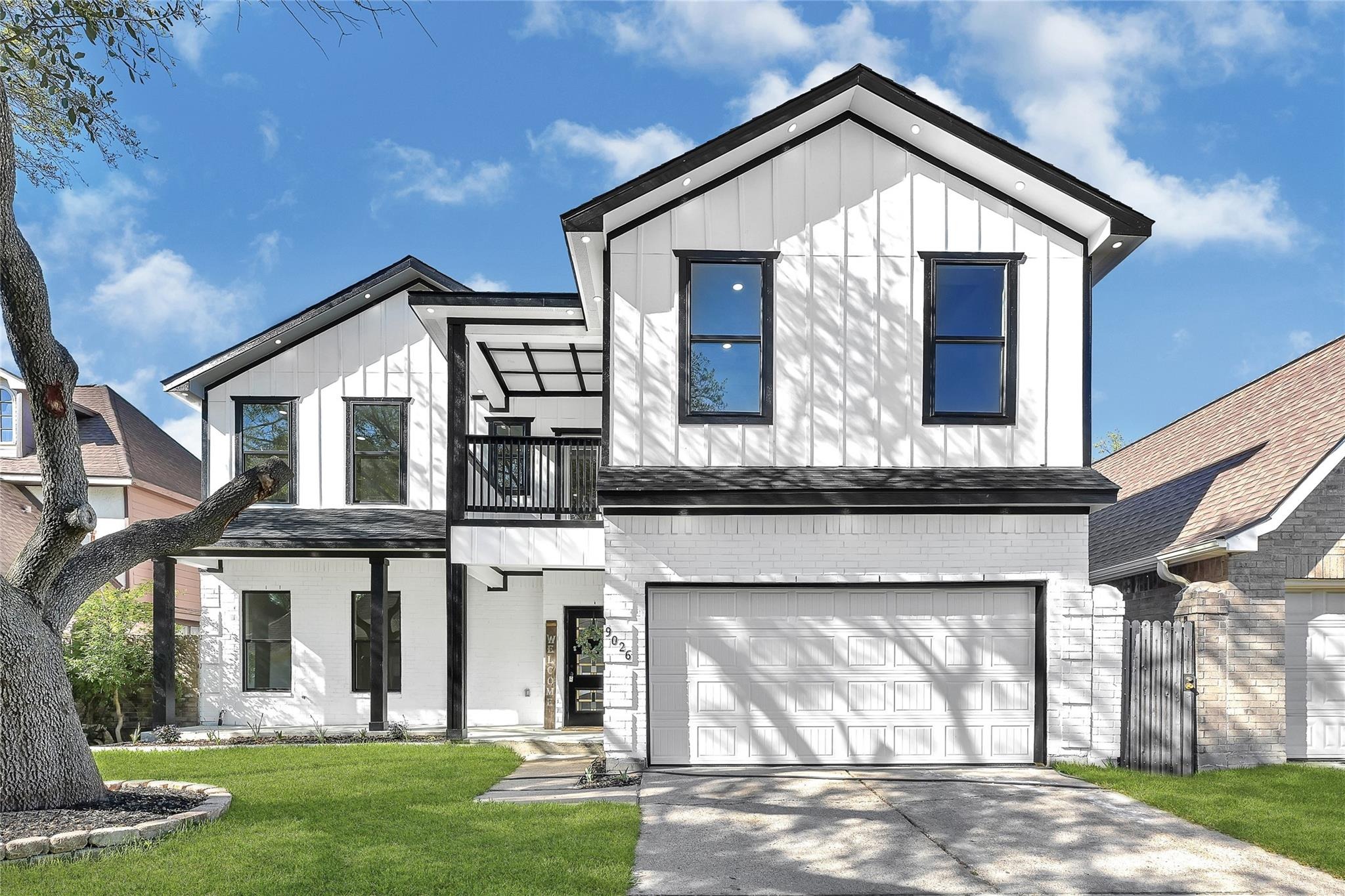 Lawncliff Ln, Houston, TX 77040