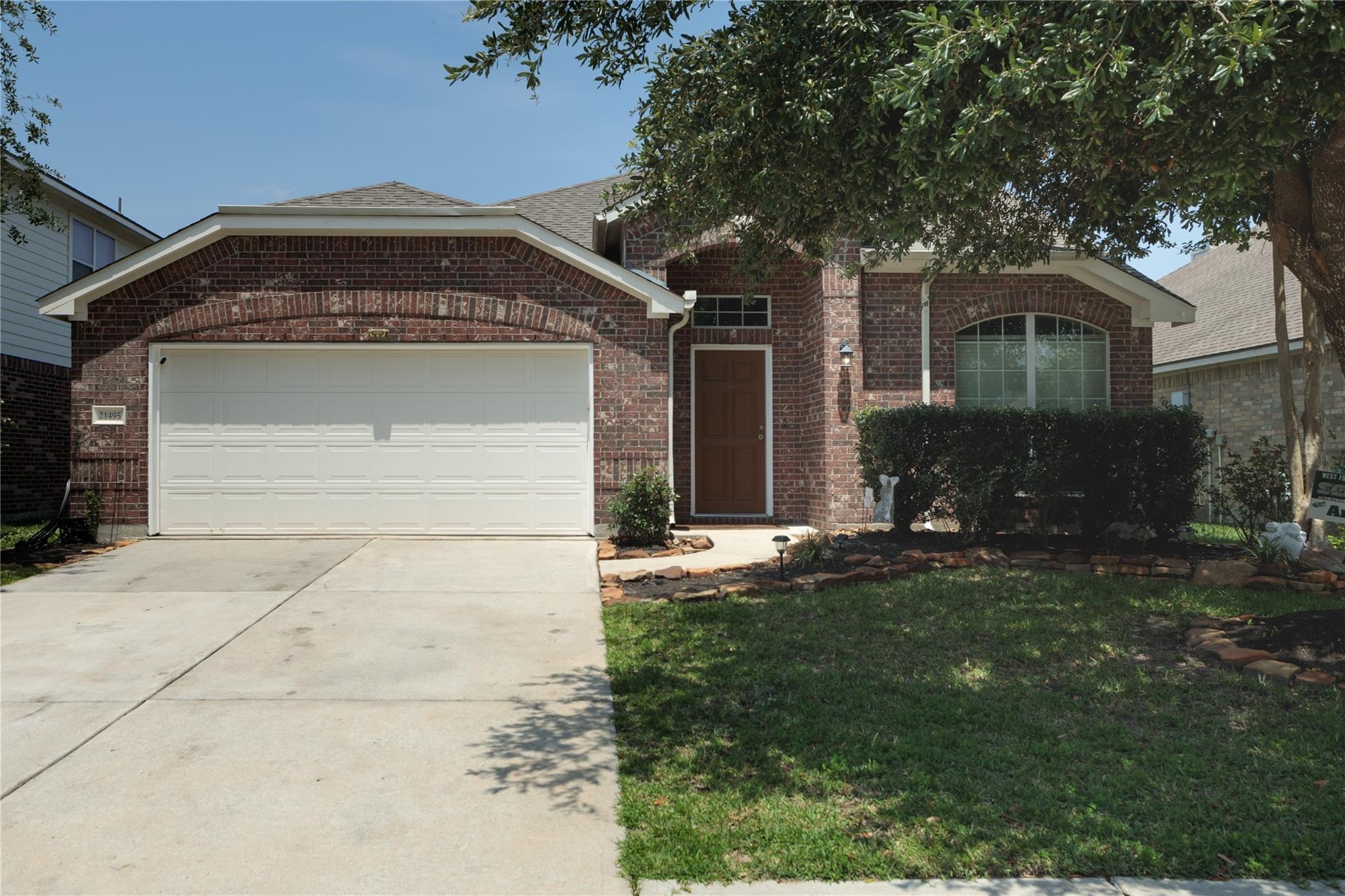 Rose Mill Dr, Kingwood, TX 77339