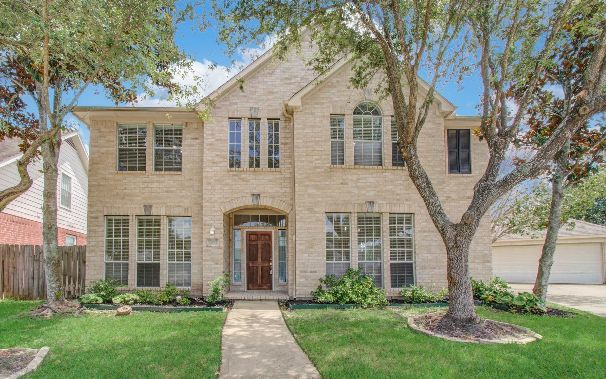 Snowbird Ct, Stafford, TX 77477