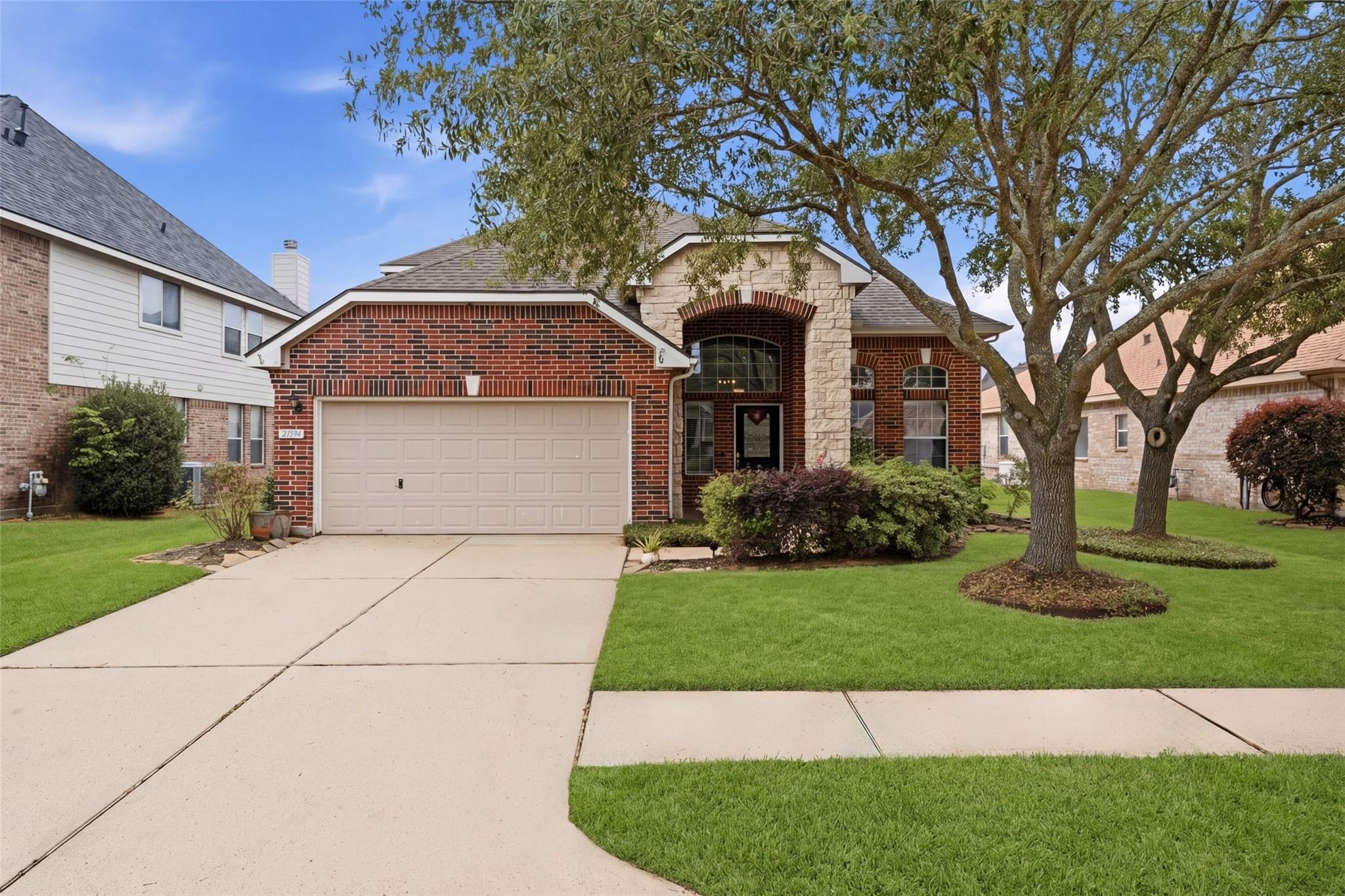 Tims Harbor Dr, Kingwood, TX 77339