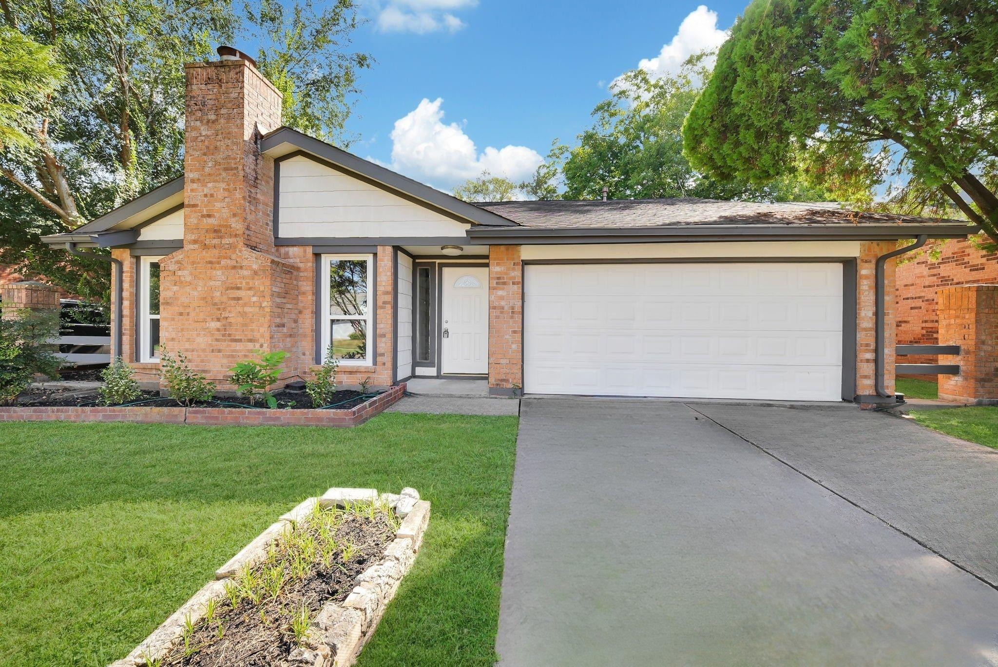 Brushy Creek Dr, Sugar Land, TX 77478