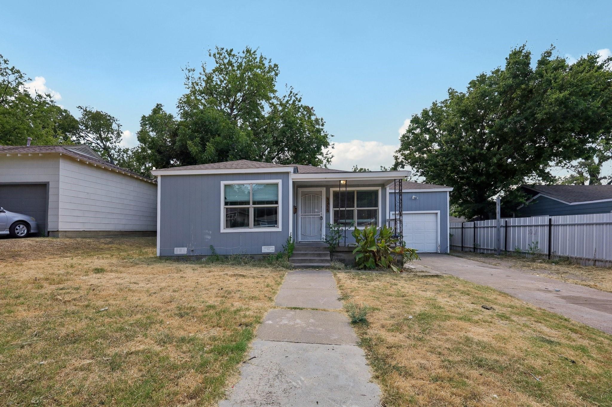 Boyce Ave, Fort Worth, TX 76133