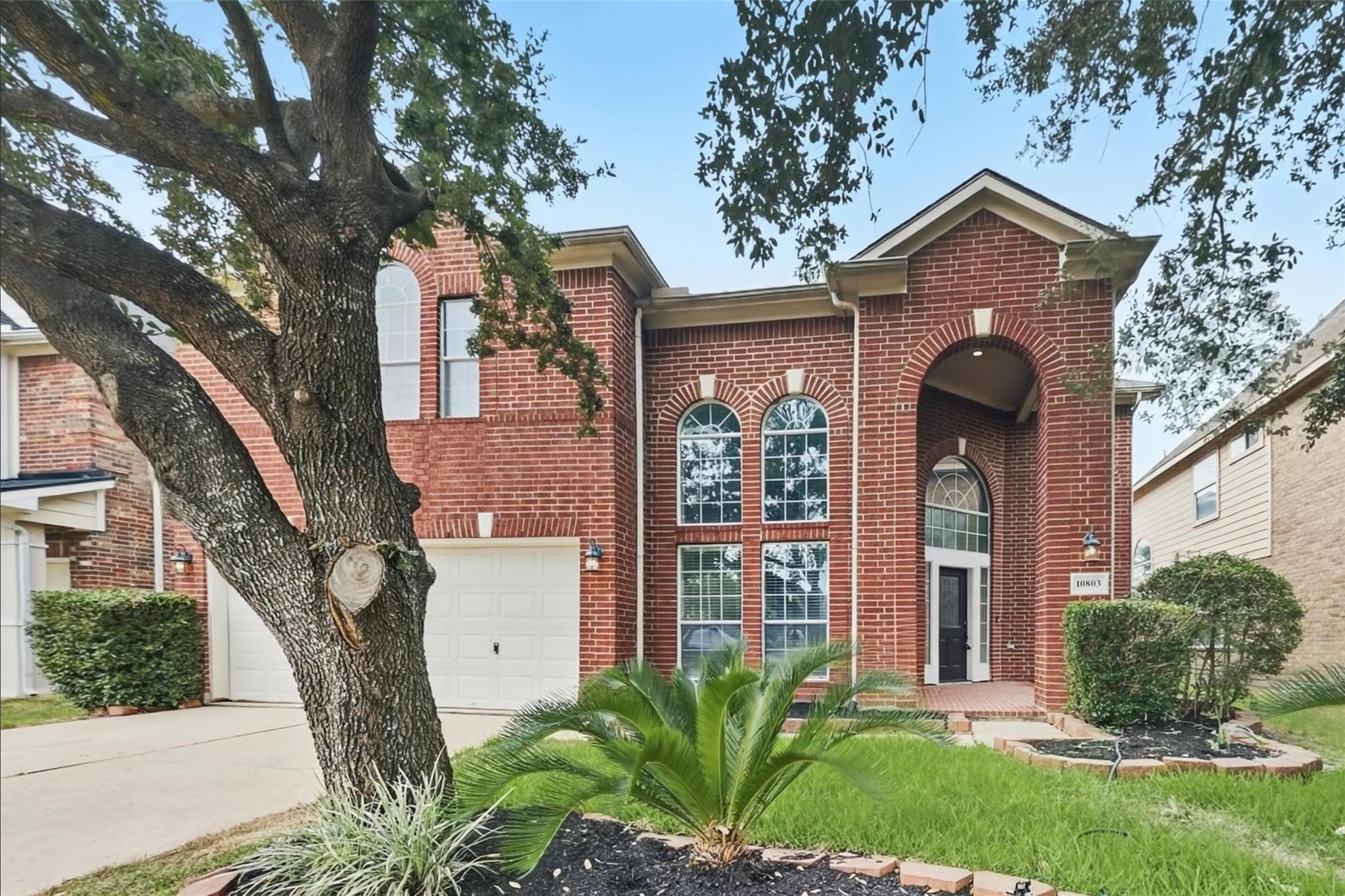 Lake Riata Ln, Cypress, TX 77433