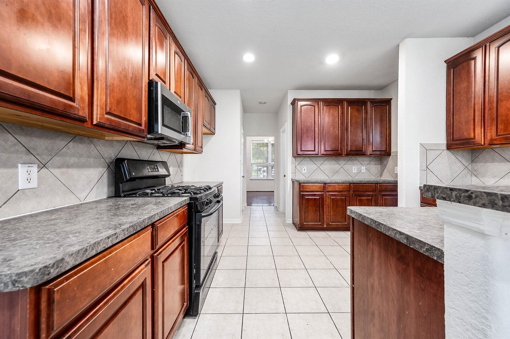 Creek Shore Ln, Pearland, TX 77581 #1