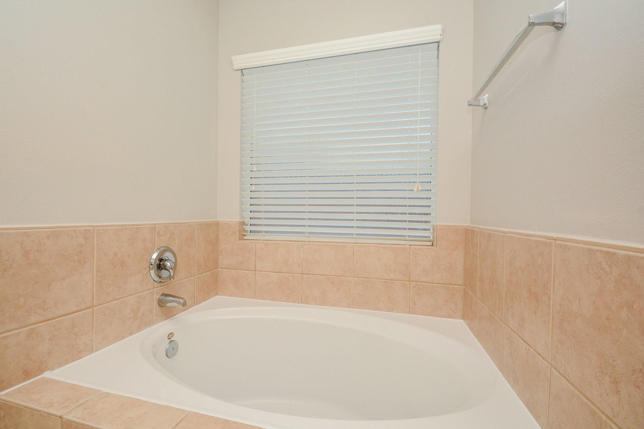 Kamiah Ct, Houston, TX 77040 #1