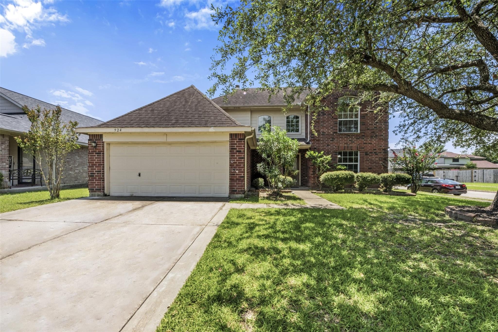 Chad , Baytown, TX 77521