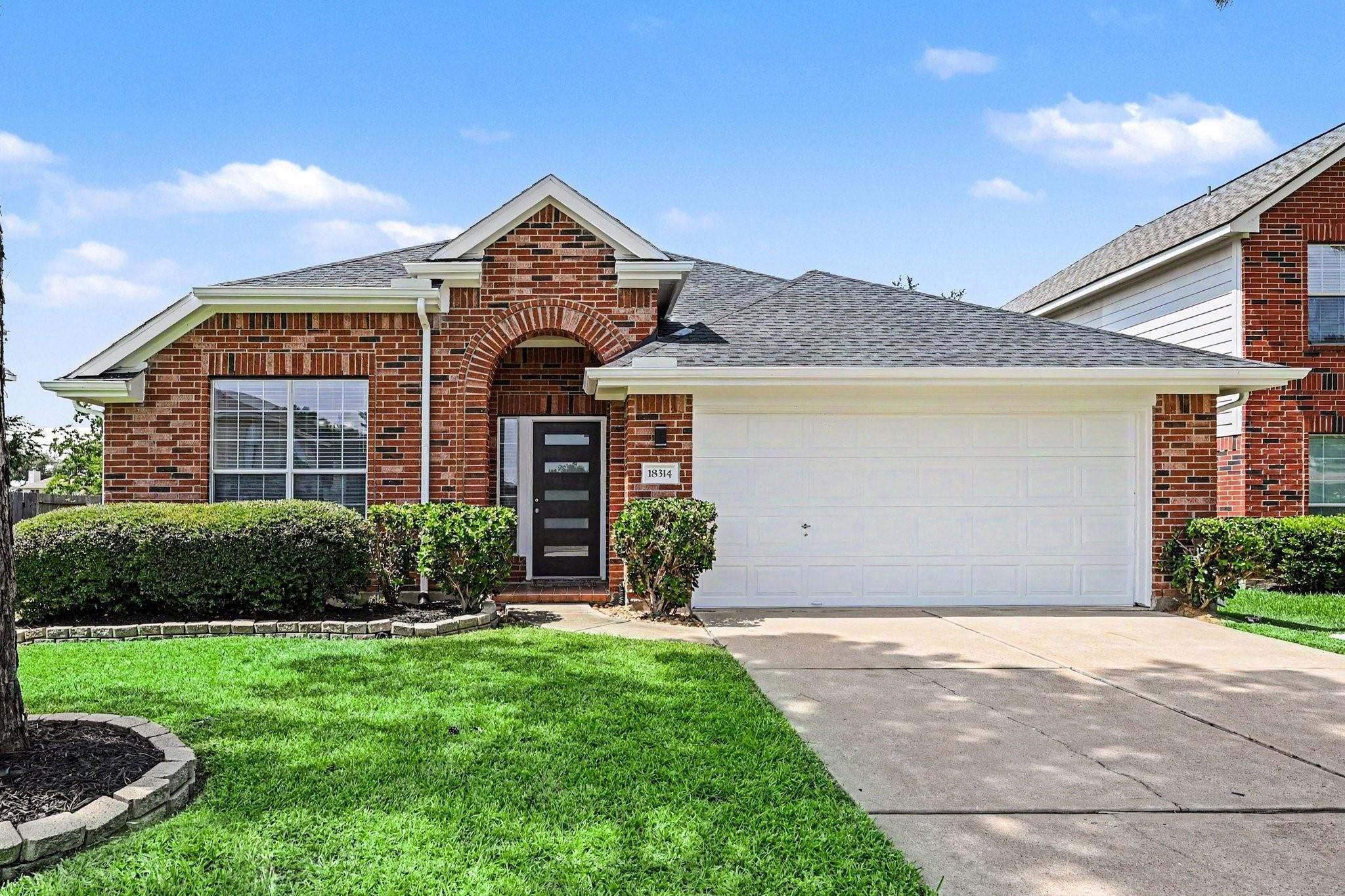 Manorcliff Ln, Katy, TX 77449