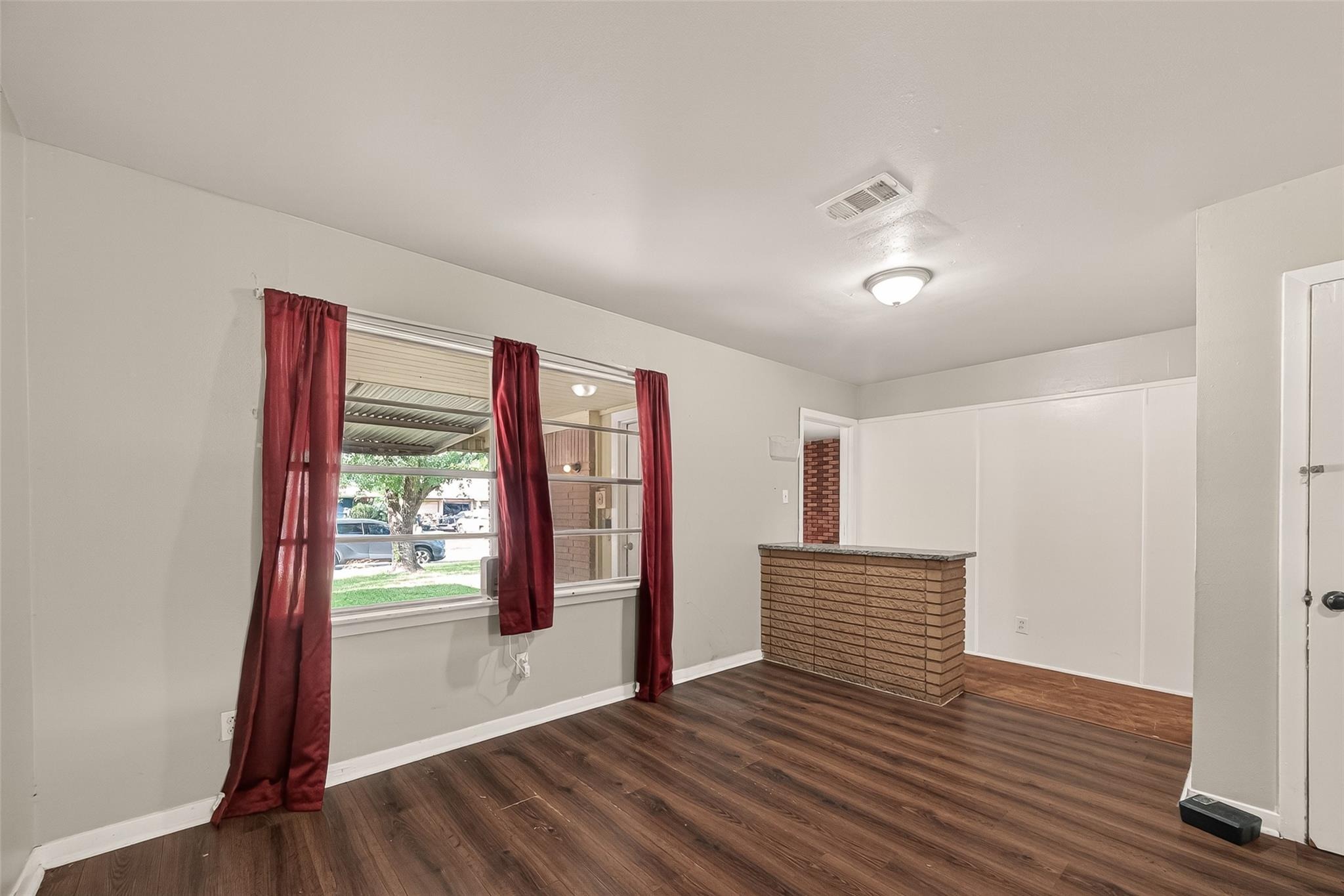 Flamingo Dr, Houston, TX 77033 #1