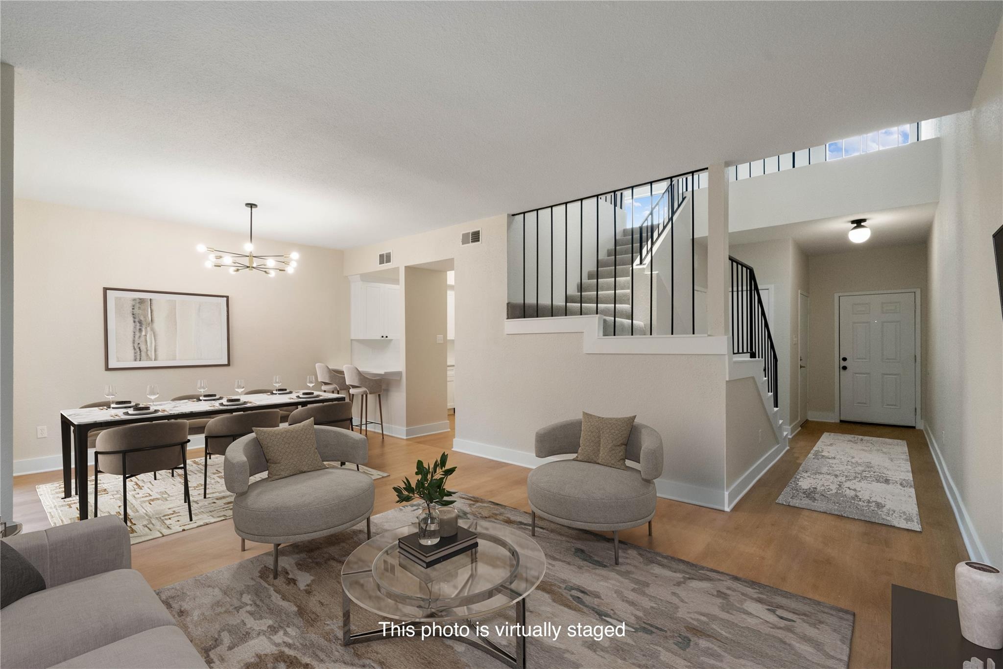 Augusta Dr, Houston, TX 77057