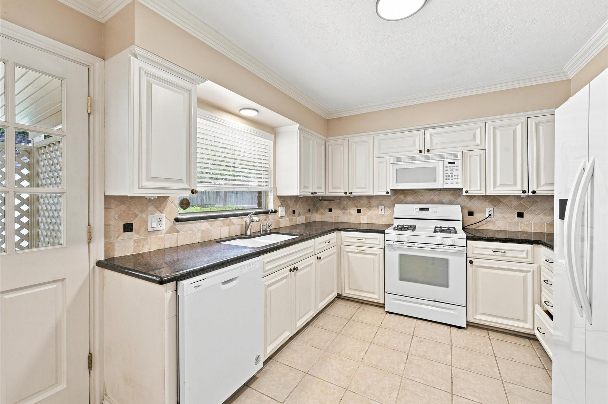 Latma Dr, Houston, TX 77025 #1
