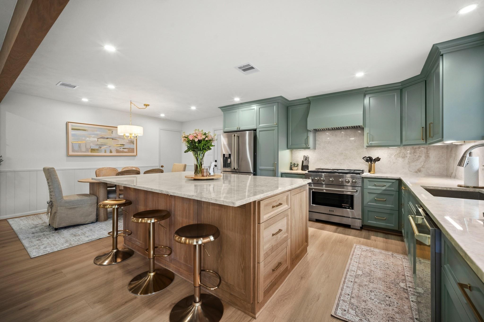 Manor Creek Ln, Houston, TX 77092