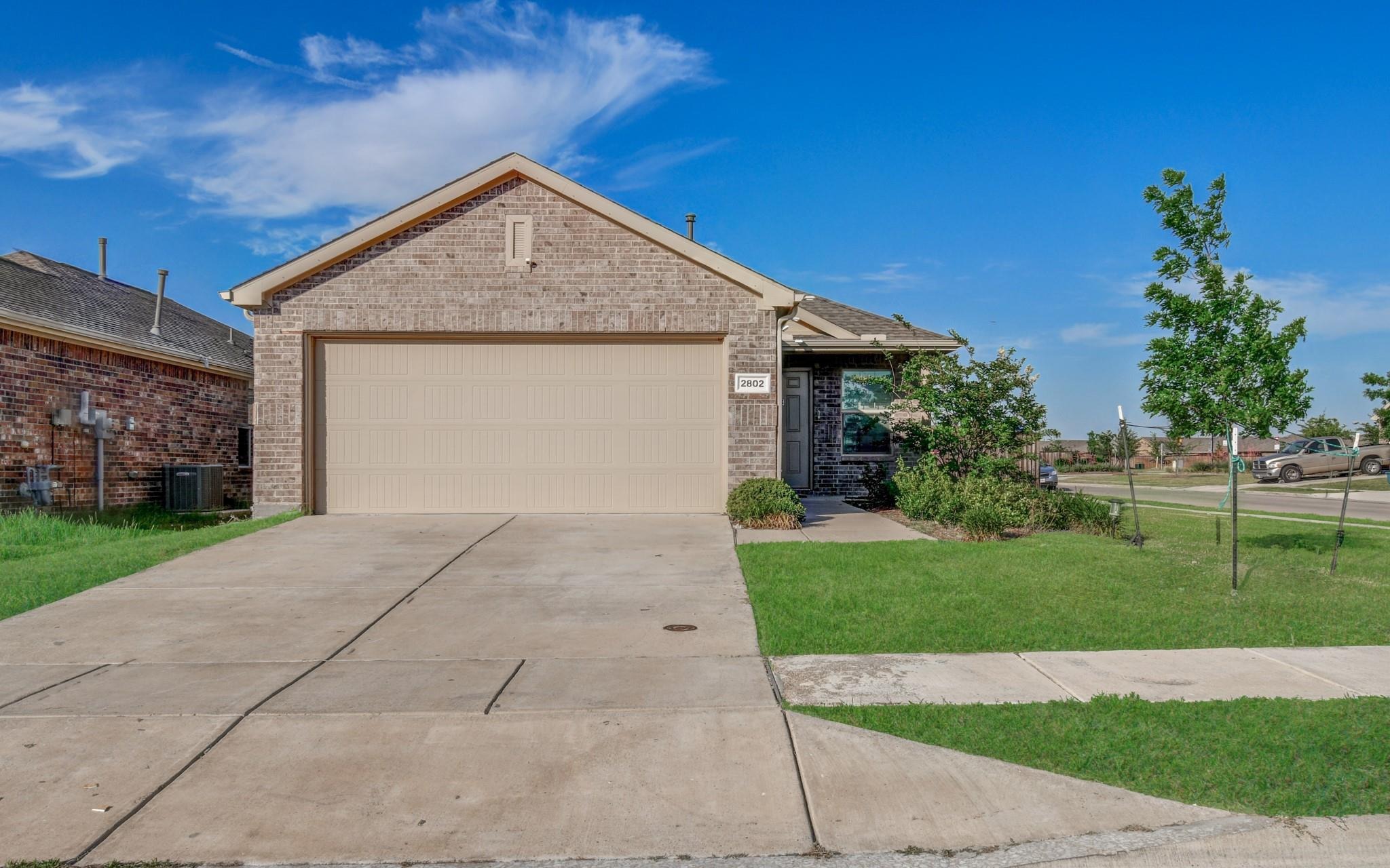 Highgarden Trl, Crandall, TX 75114