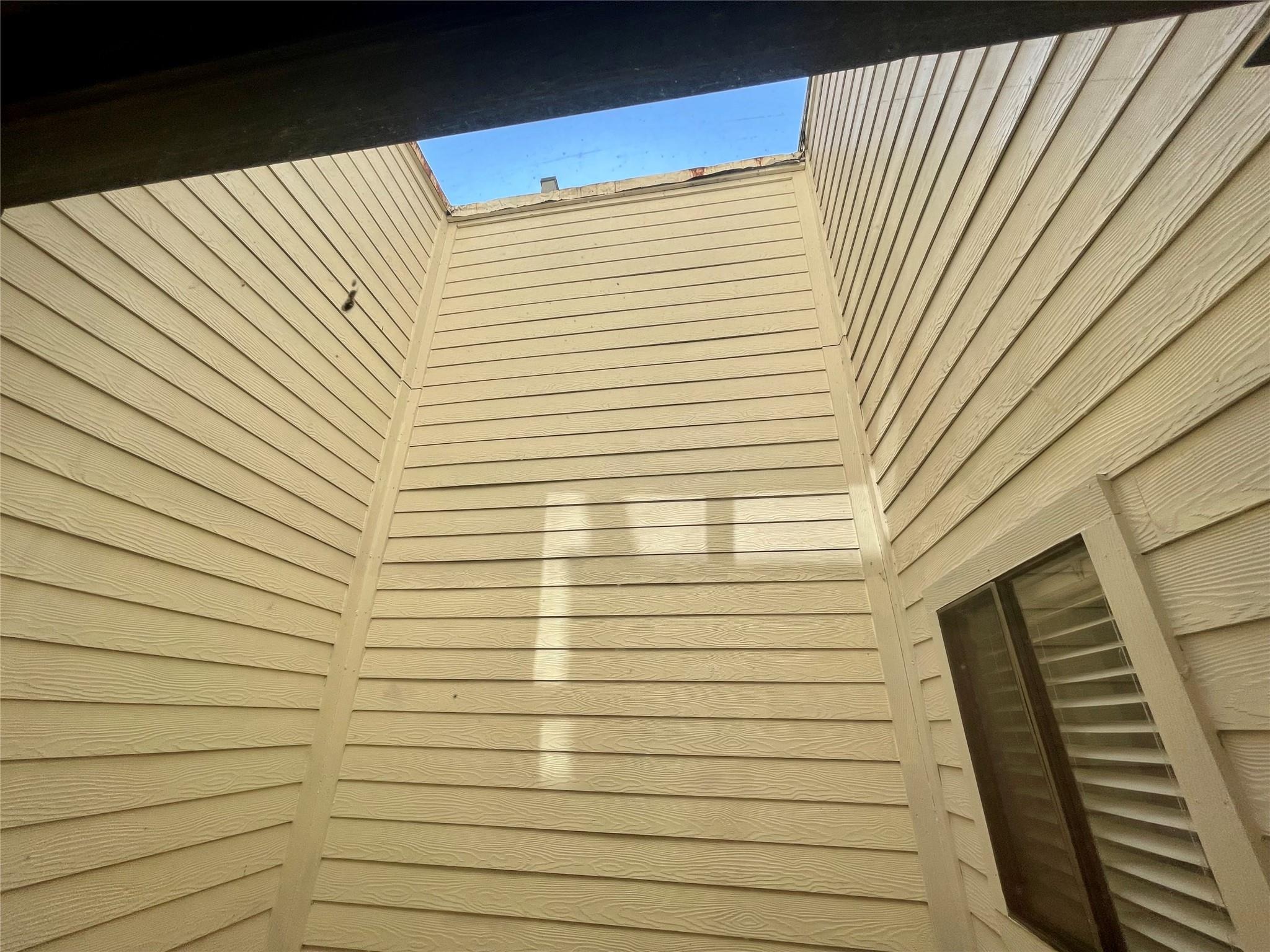 Place Rebecca Ln, Houston, TX 77090 #1