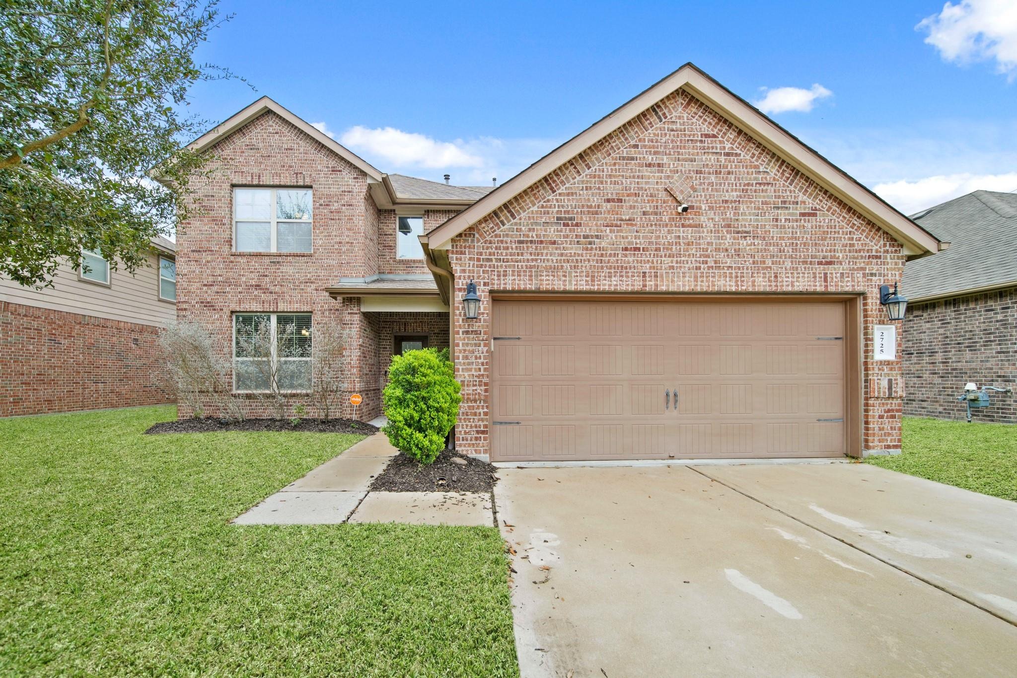 Merlin Ln, Pearland, TX 77581