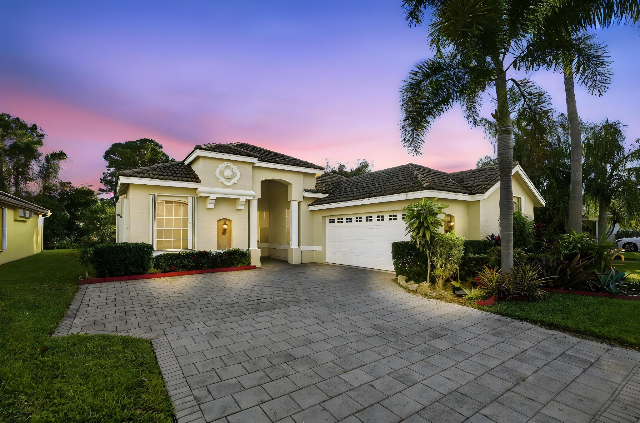 Lake Charles Cir, Port Saint Lucie, FL 34986