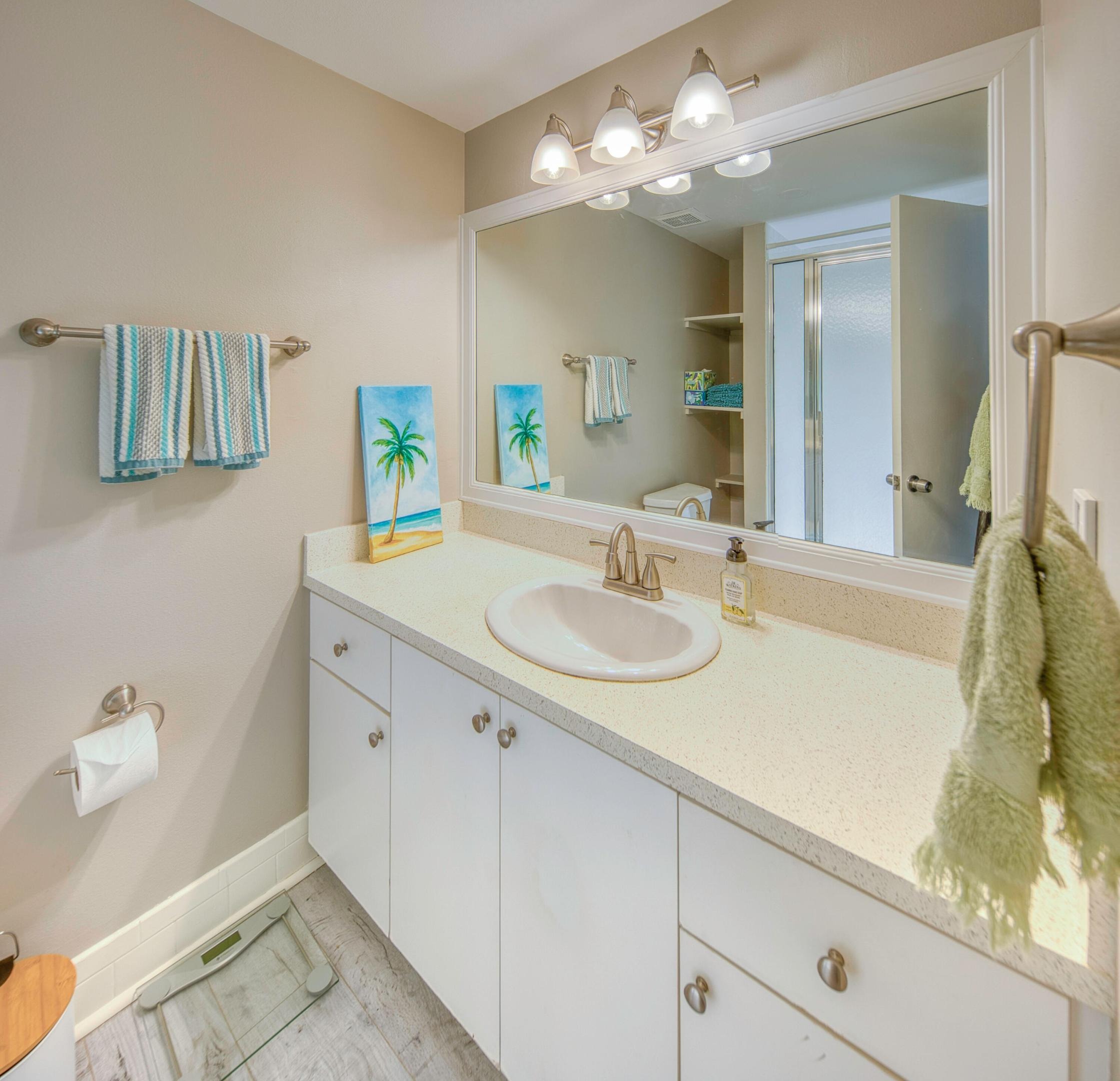 Golfview Rd, Lake Worth Beach, FL 33460