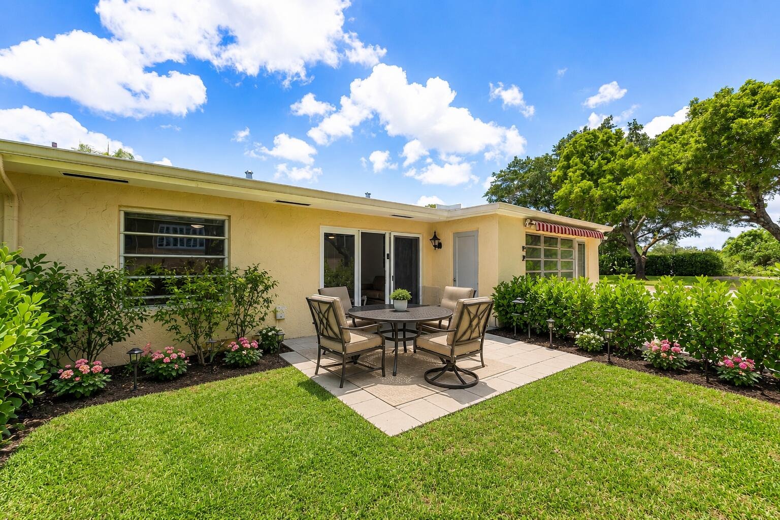 Via Flora , Delray Beach, FL 33484