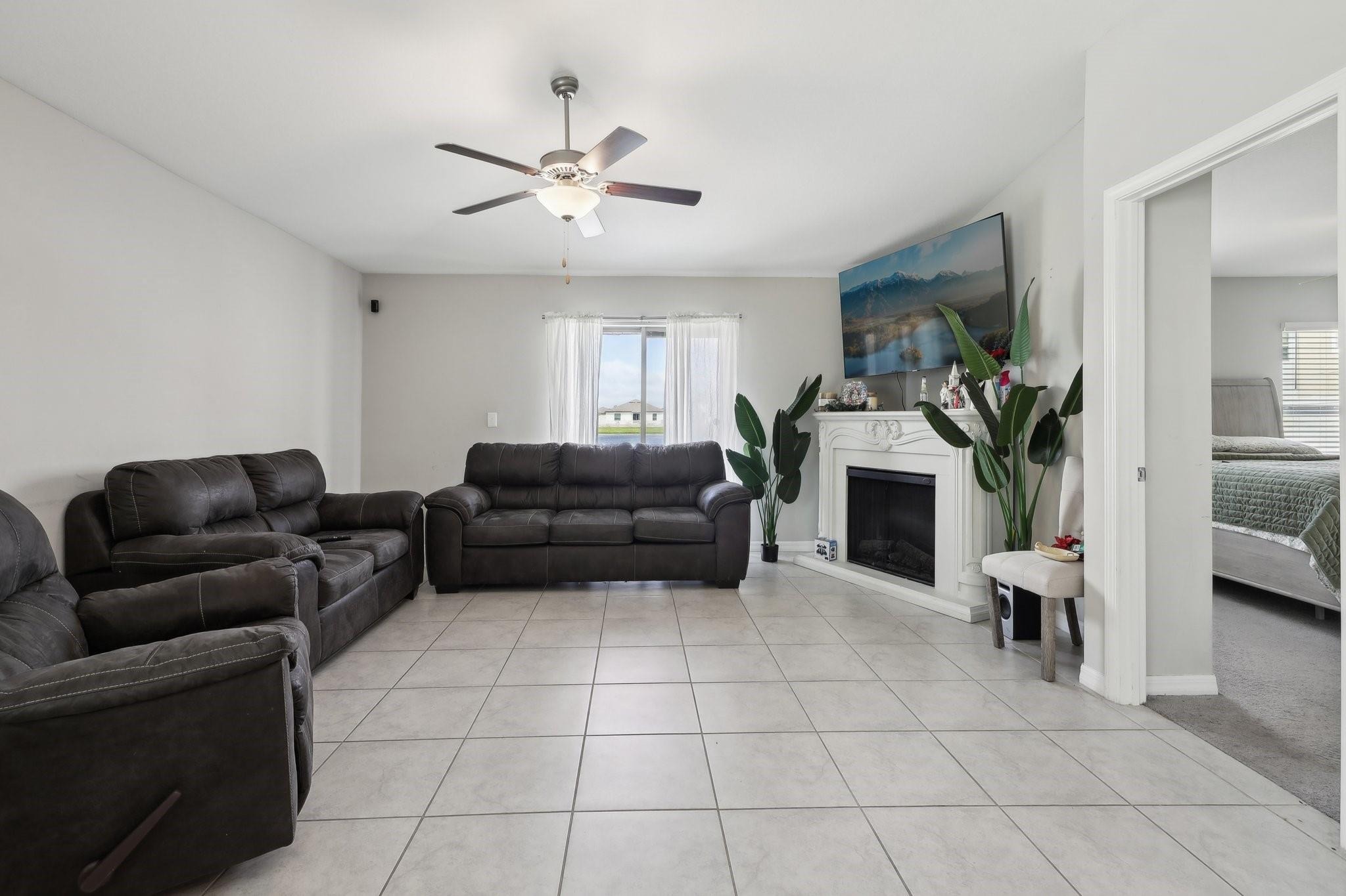 Sunburst Lake St, Wimauma, FL 33598 #1