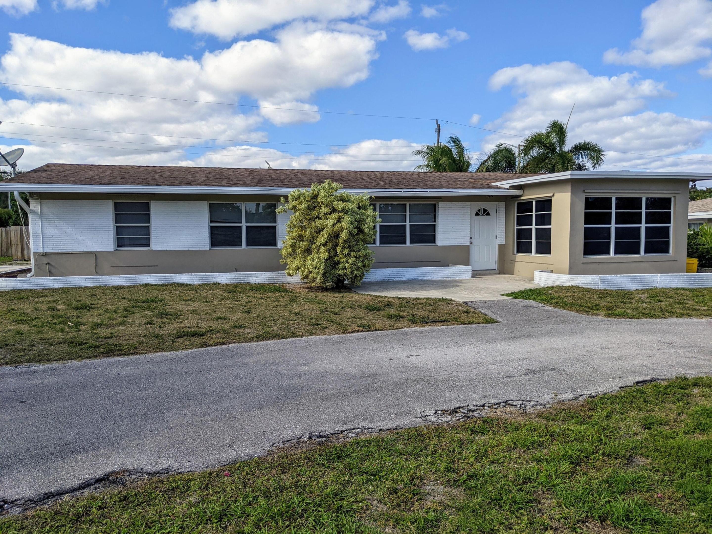 12th St, Boca Raton, FL 33432
