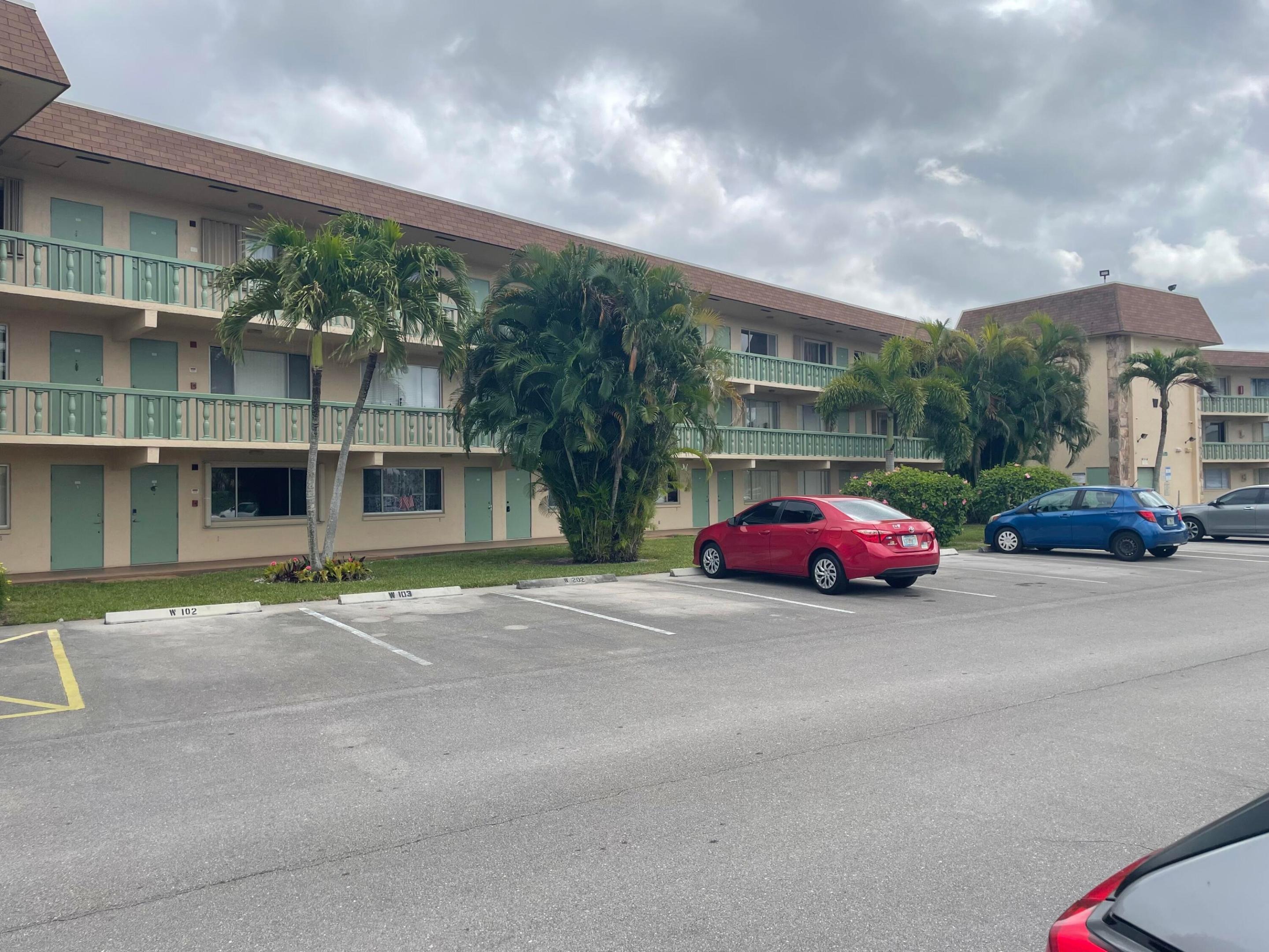 Village Green Cir, Palm Springs, FL 33461 #1