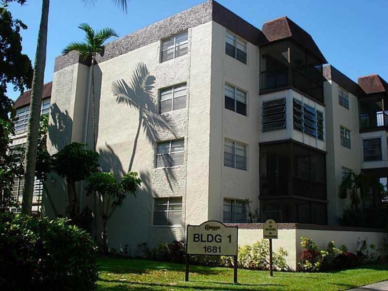 70th Ave, Plantation, FL 33313 #1