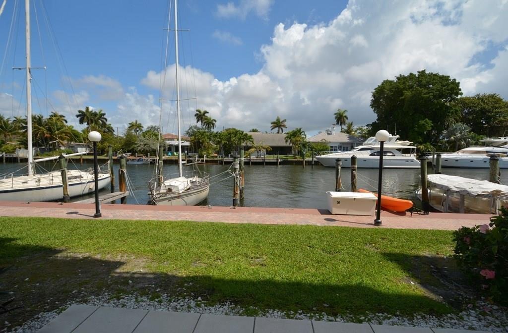 15th St, Fort Lauderdale, FL 33316