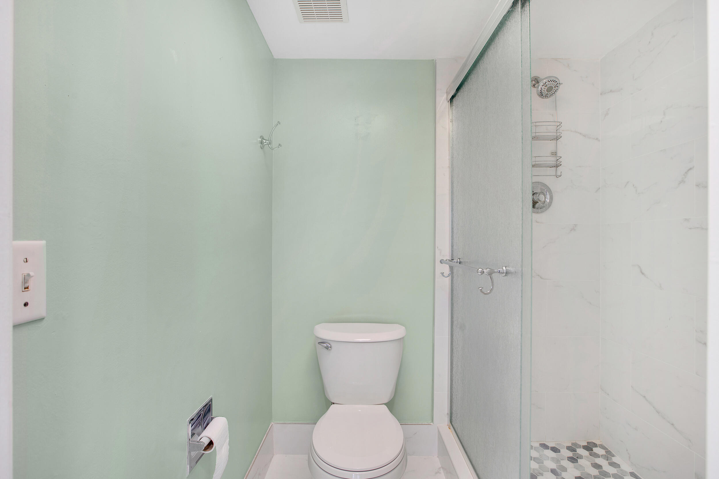 7th Ct, Pembroke Pines, FL 33027