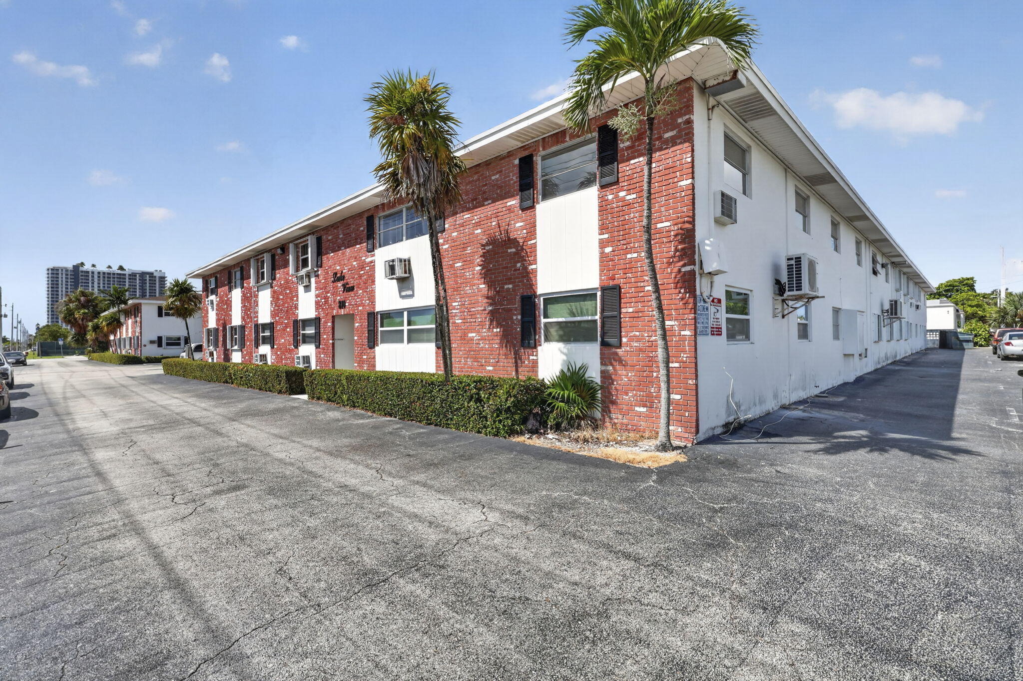 Lake Shore Dr, West Palm Beach, FL 33403 #1