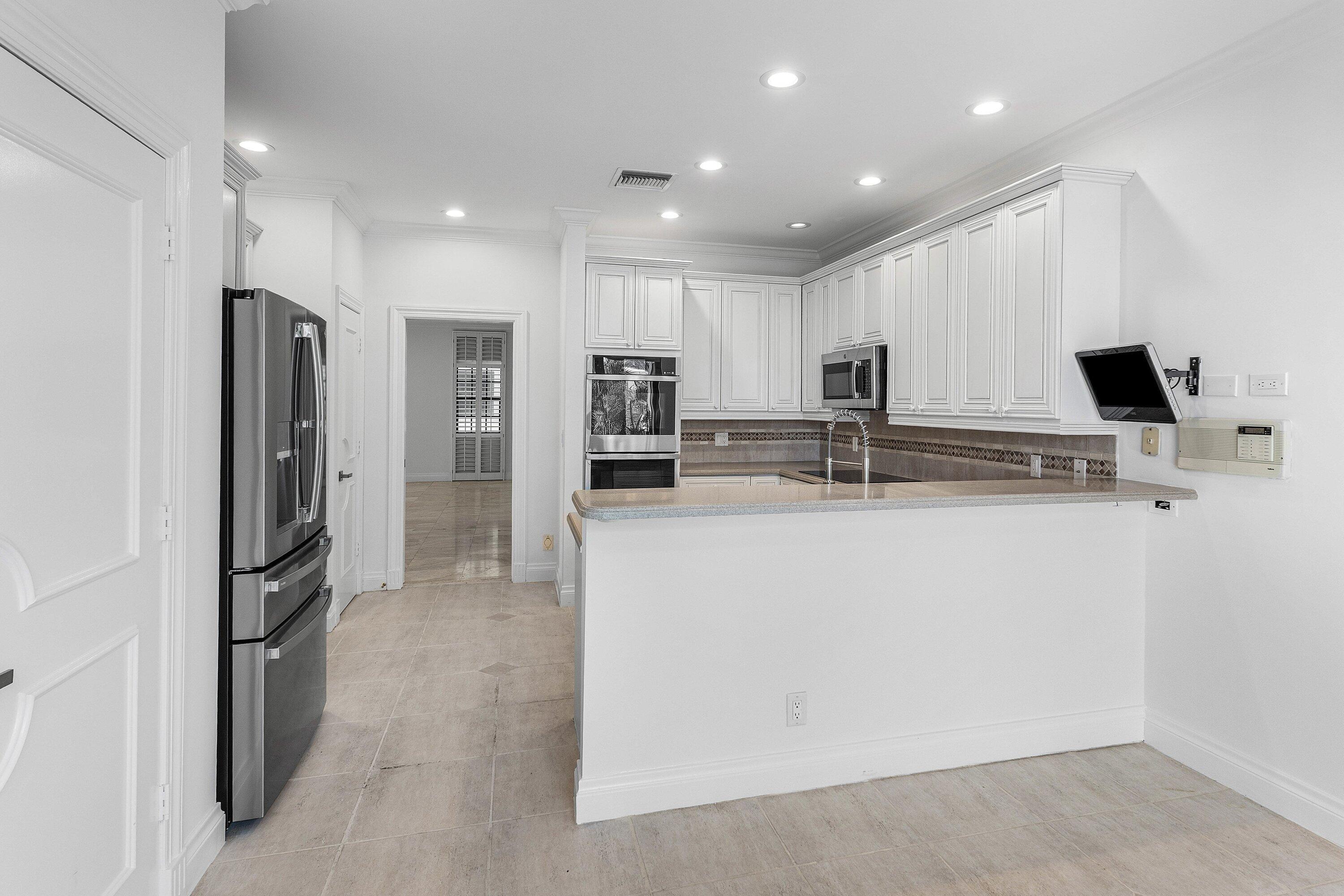 Ocean Blvd, Ocean Ridge, FL 33435