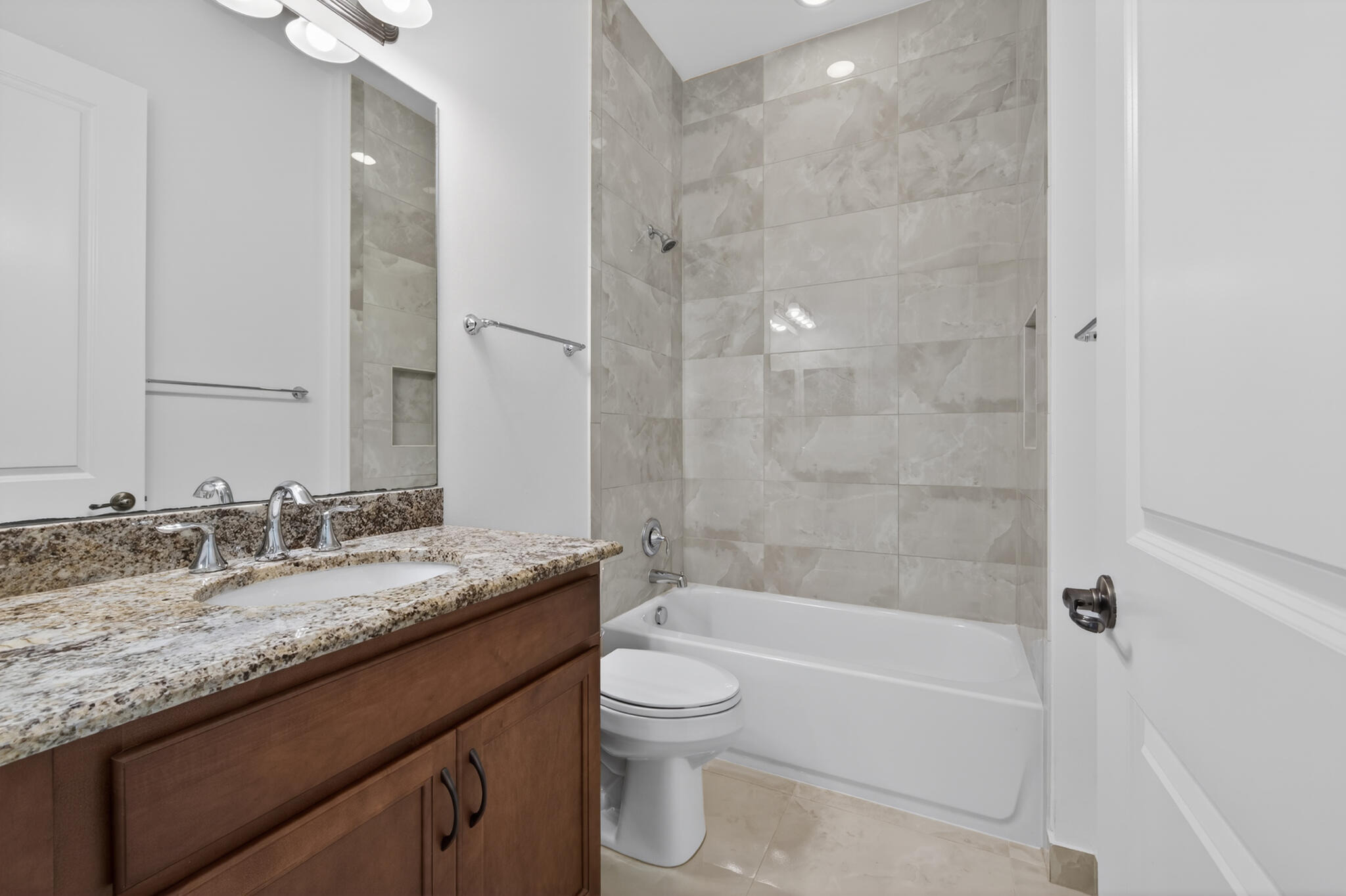 Sandy Bay Cir, Port Saint Lucie, FL 34987