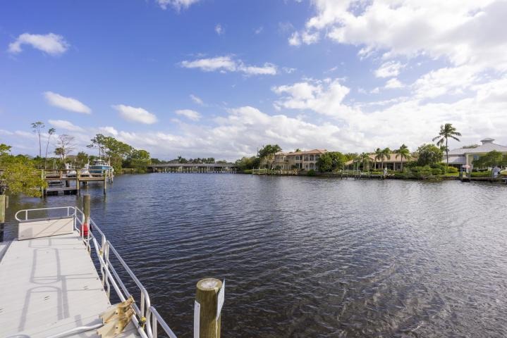 Wood Haven Ln, Jupiter, FL 33469