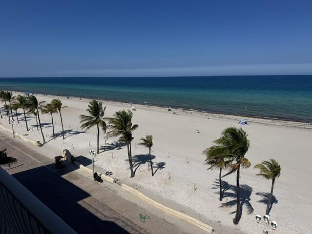 Oregon St, Hollywood, FL 33019 #1
