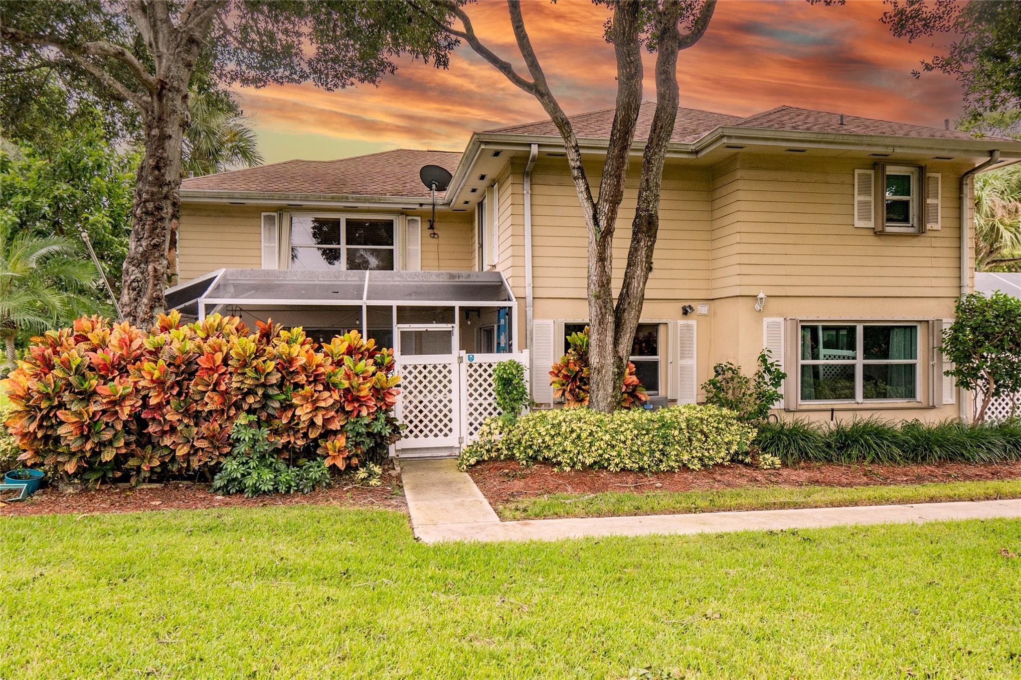 Wheatley Ct, Boynton Beach, FL 33436