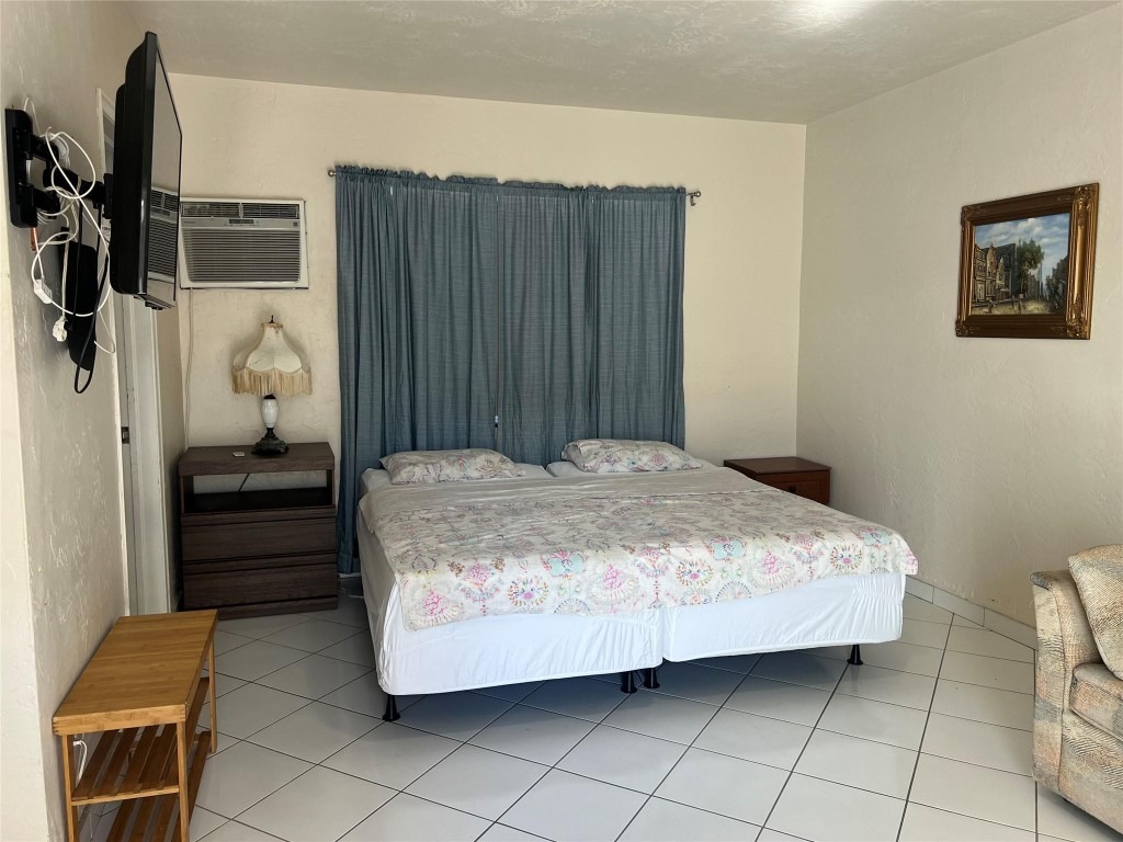 Ocean Dr, Hollywood, FL 33019 #1