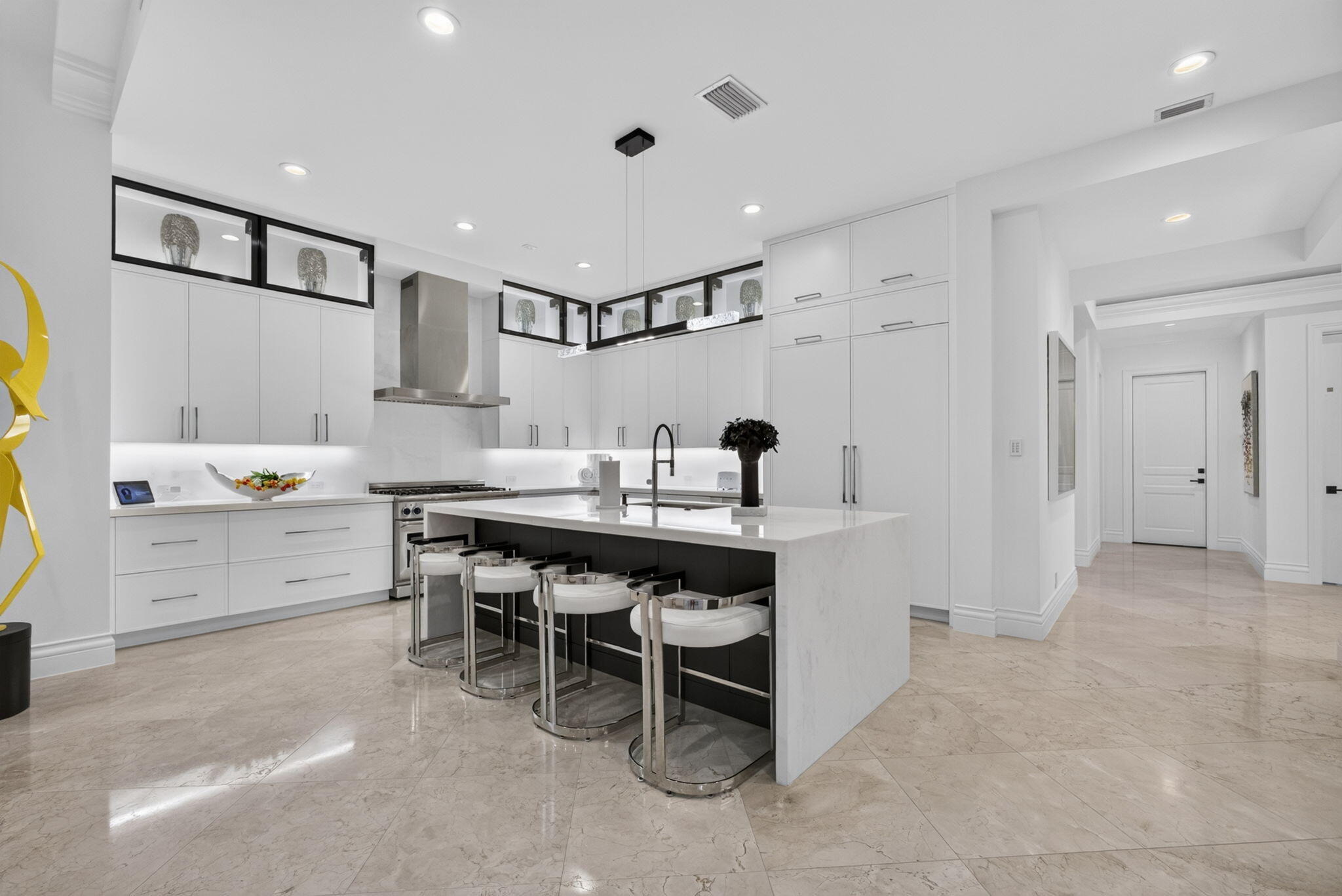 Via Palacio , Palm Beach Gardens, FL 33418
