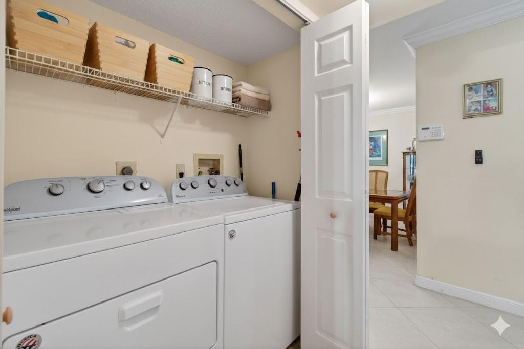 Stewart Cir, Boca Raton, FL 33496