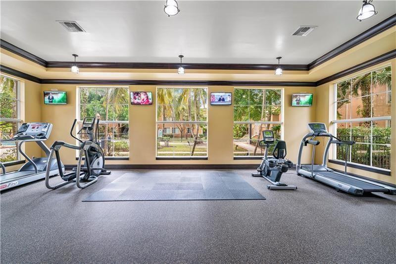 Nob Hill Rd, Tamarac, FL 33321