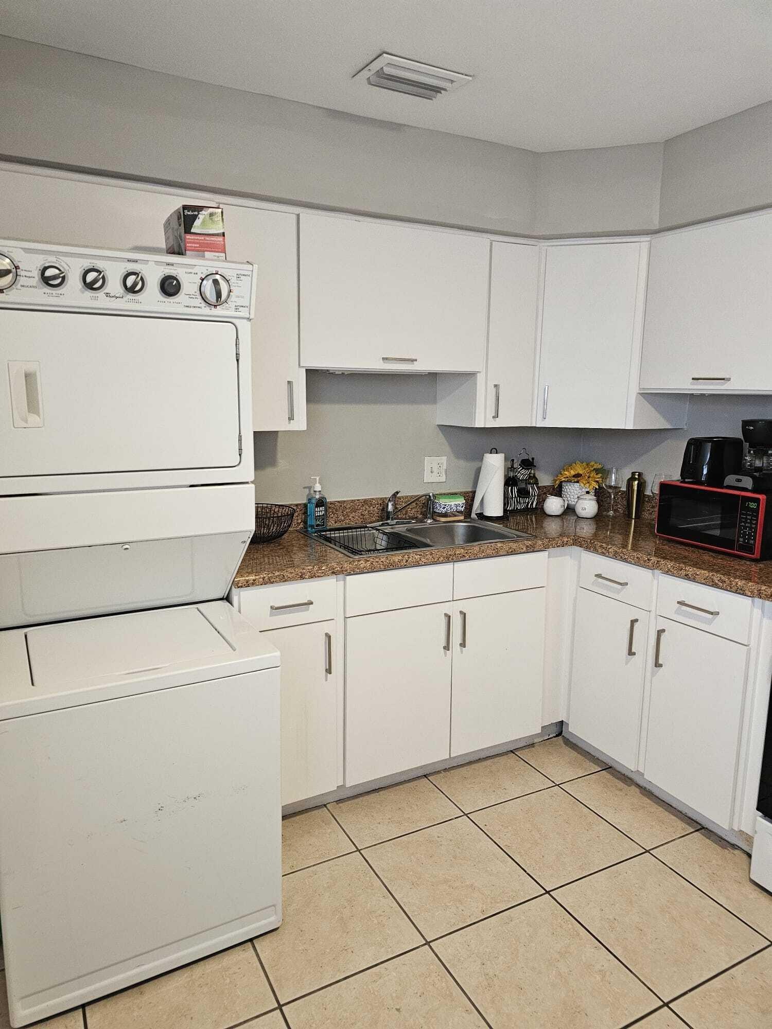 19th Ave, Pompano Beach, FL 33060 #1