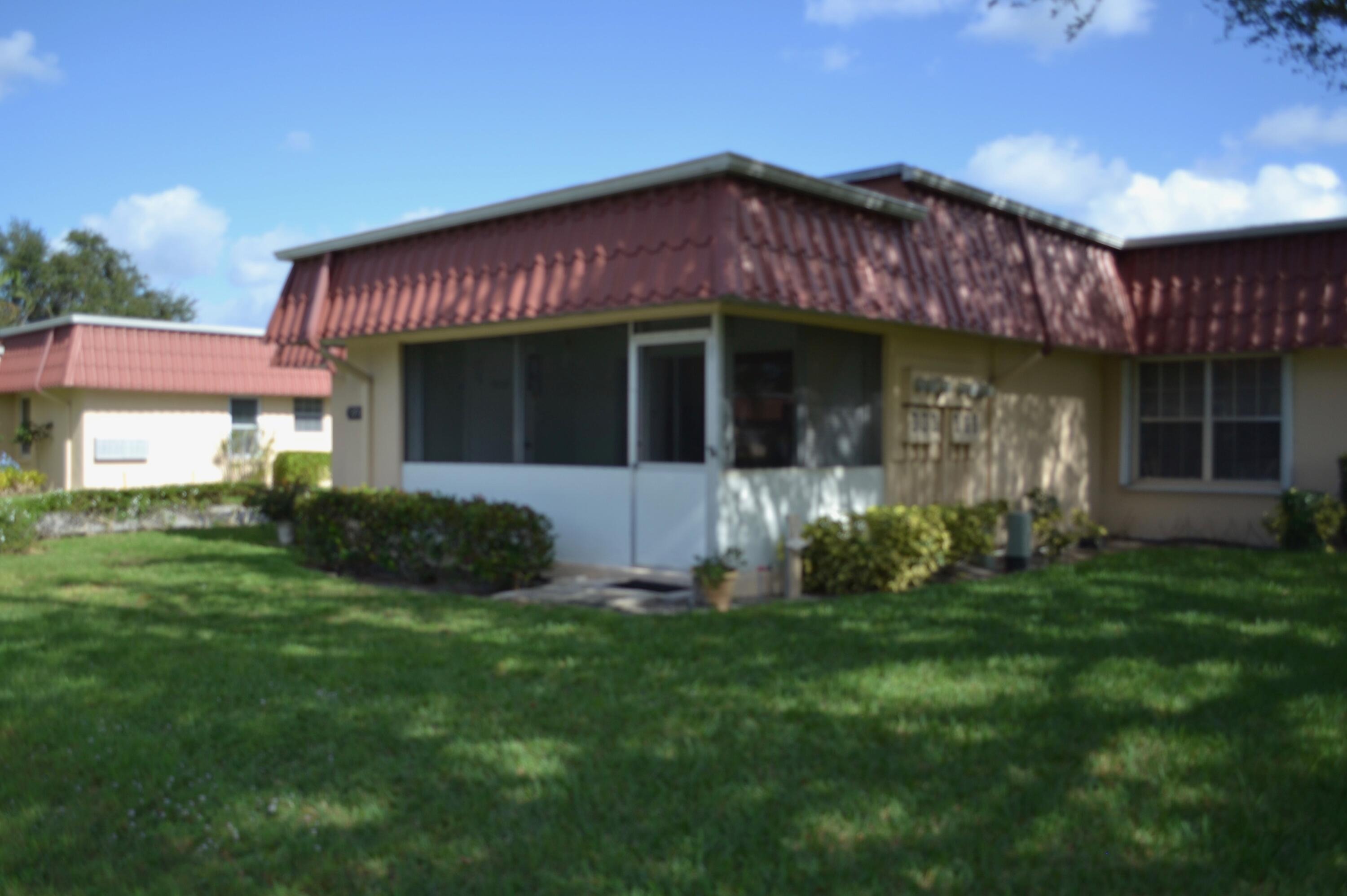 Laconia Cir, Lake Worth, FL 33467 #1