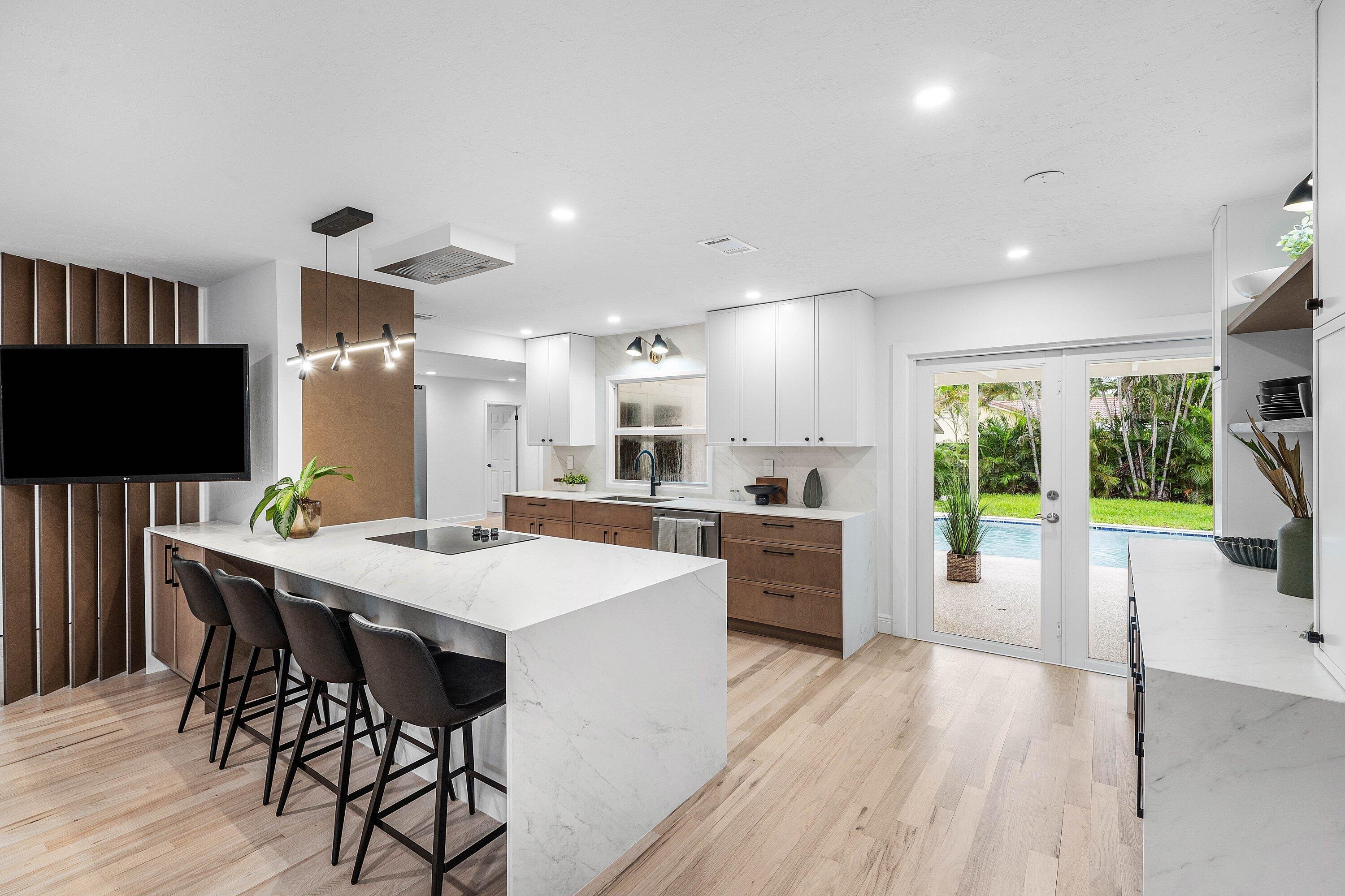 10th St, Boca Raton, FL 33486 #1