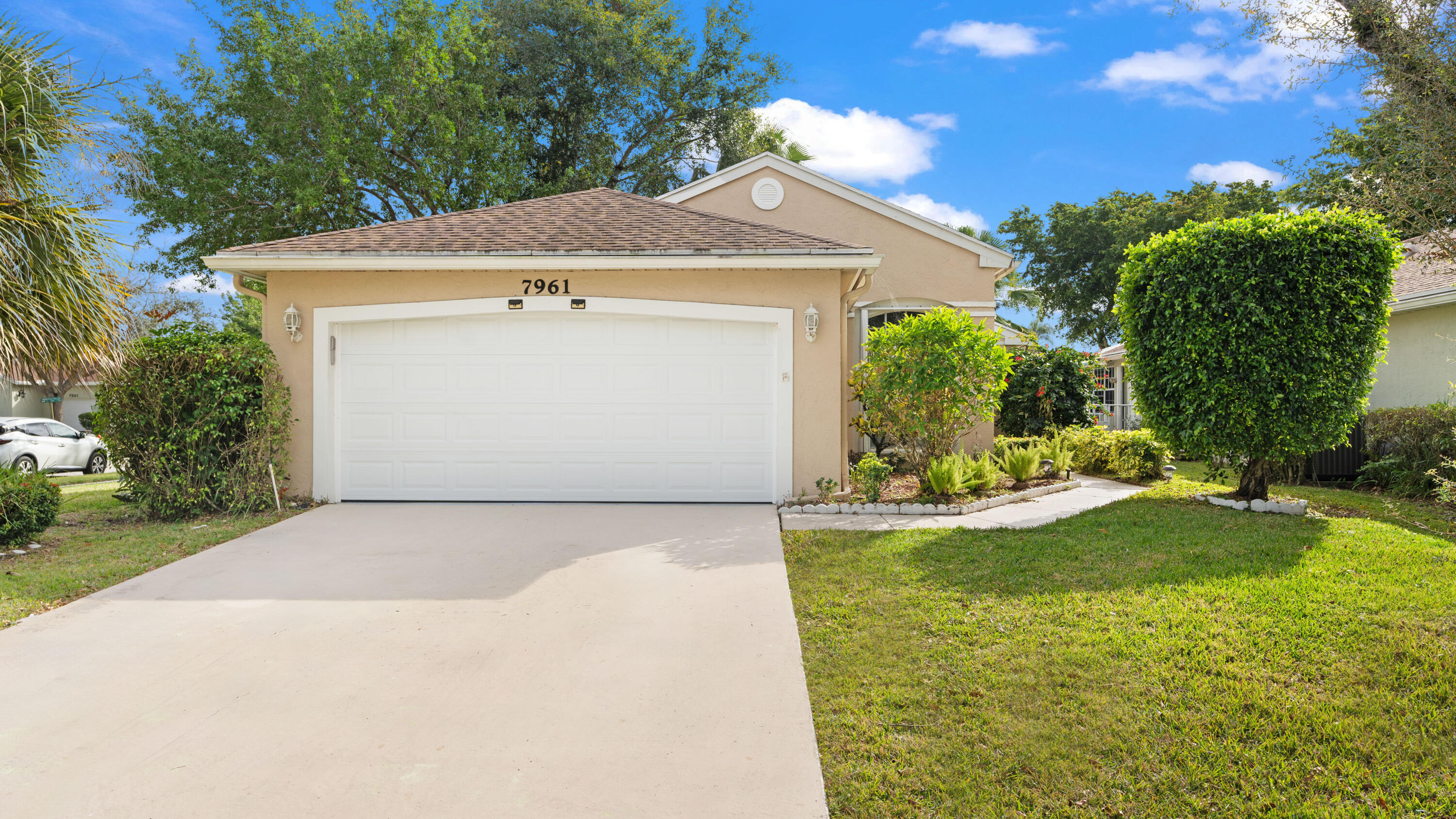 Mansfield Hollow Rd, Delray Beach, FL 33446