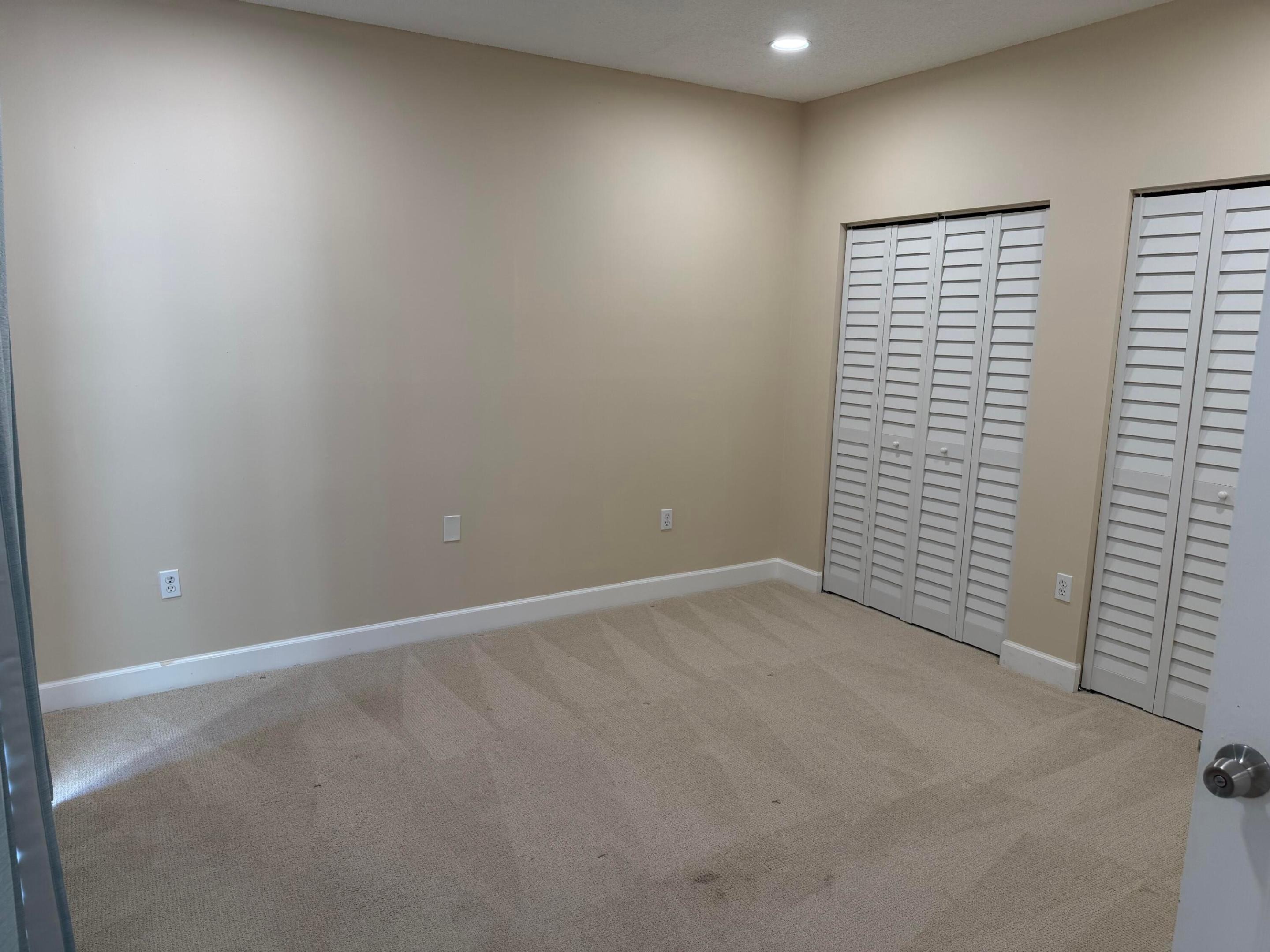 Doveplum Ct, Hollywood, FL 33019